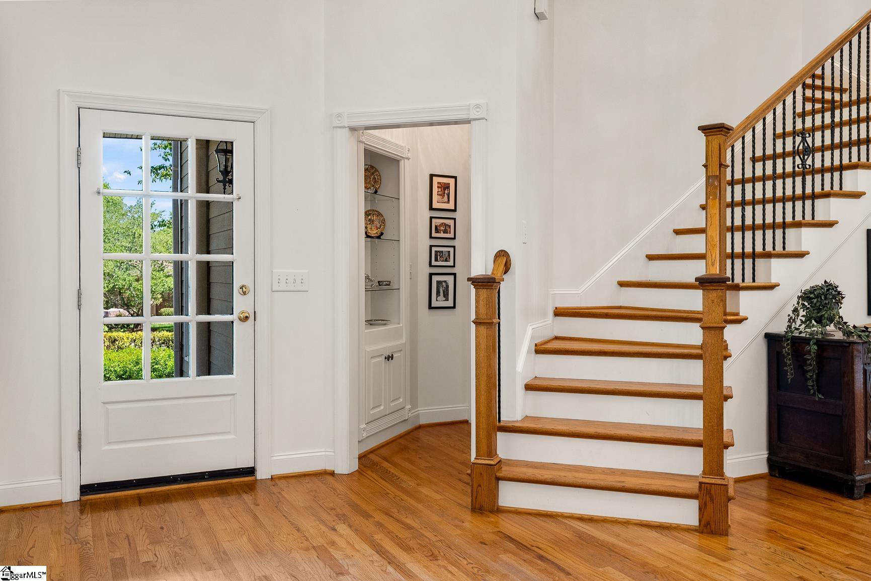 6 Sproughton Court