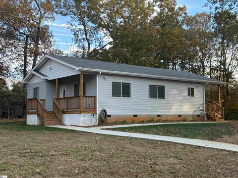 Photo of 427 Gibson Road, Anderson, SC 29625 (MLS # 1578133)