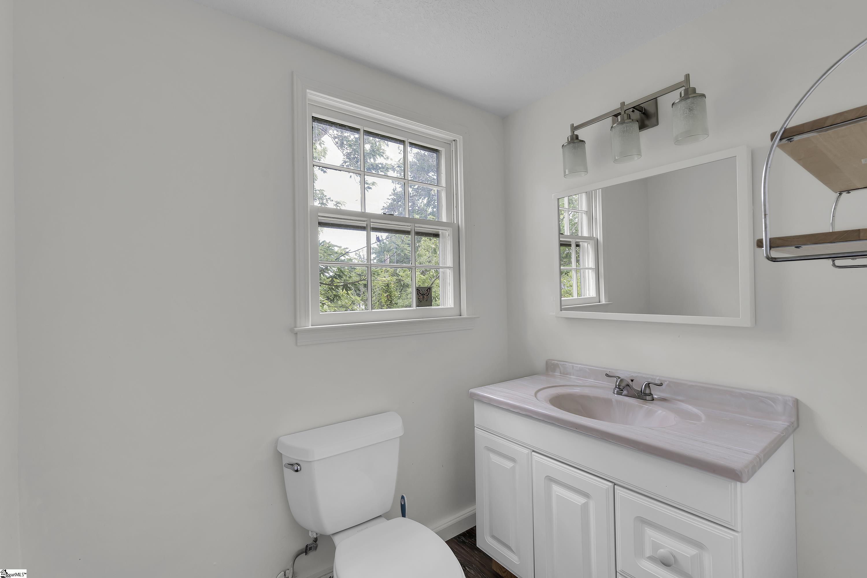 Greenville, South Carolina 29615, United States, 4 Bedrooms Bedrooms, ,4 BathroomsBathrooms,Residential,Active,138772