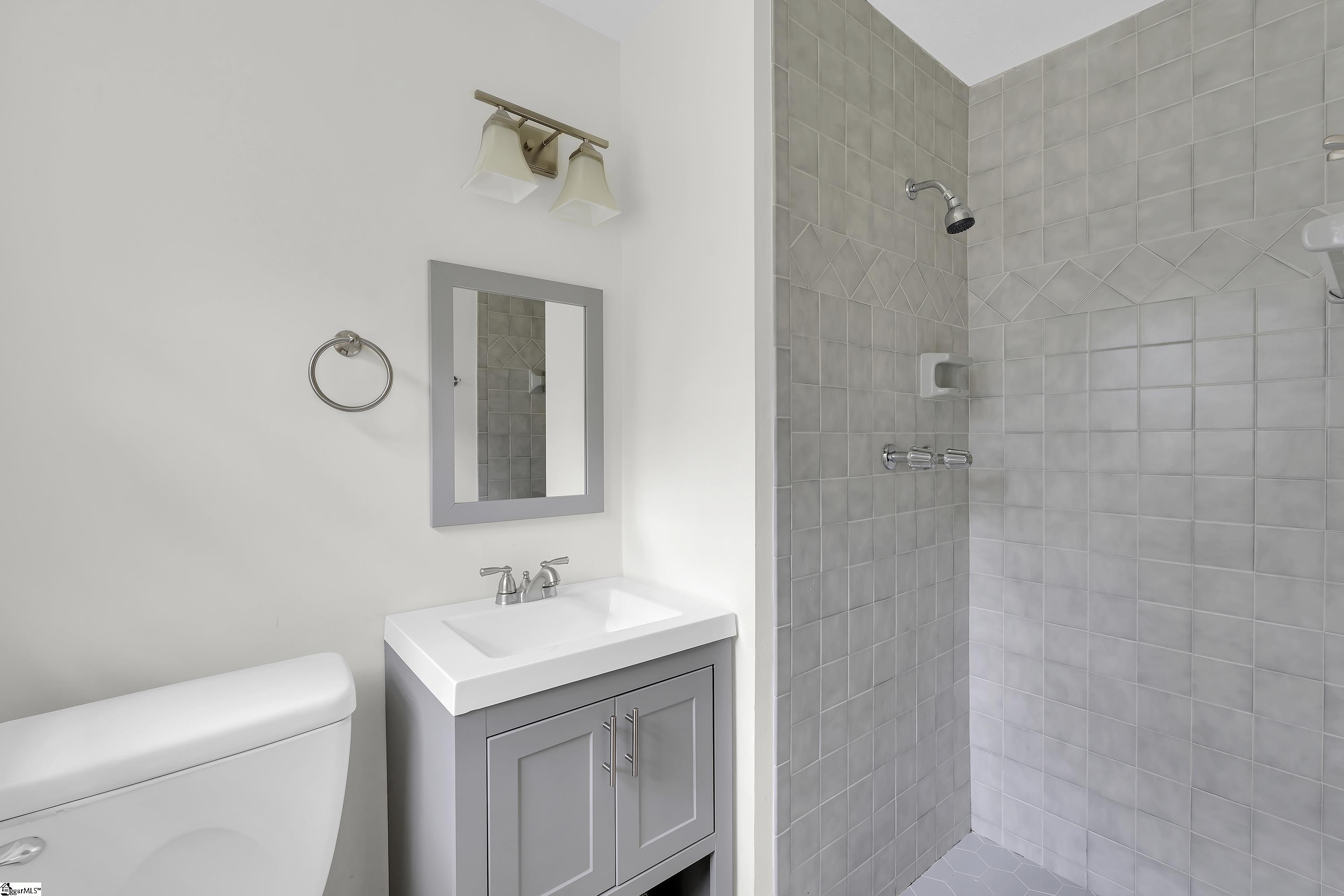 Greenville, South Carolina 29615, United States, 4 Bedrooms Bedrooms, ,4 BathroomsBathrooms,Residential,Active,138772