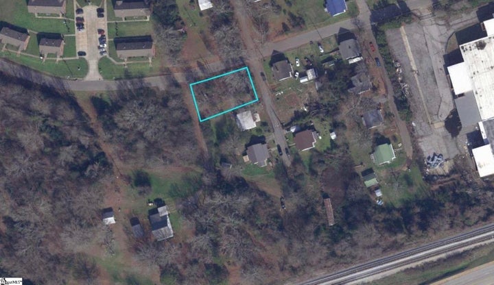 Photo 1 of 3 — 513 Aiken Street, Calhoun Falls, SC 29628