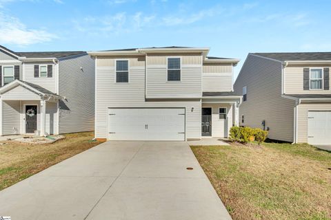 Photo of 667 Farmstead Trail, Inman, SC 29349 (MLS # 1576185)