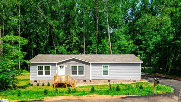 328 FRANCIS ST, NORRIS, SC 29667 - Image 79fe64416cd4b4d6bc62aba6dddde439/956672985