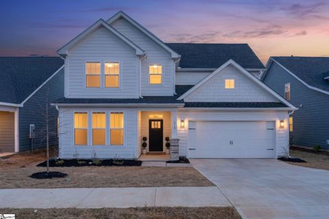 Photo of 214 Moorish Circle, Simpsonville, SC 29681 (MLS # 1583828)