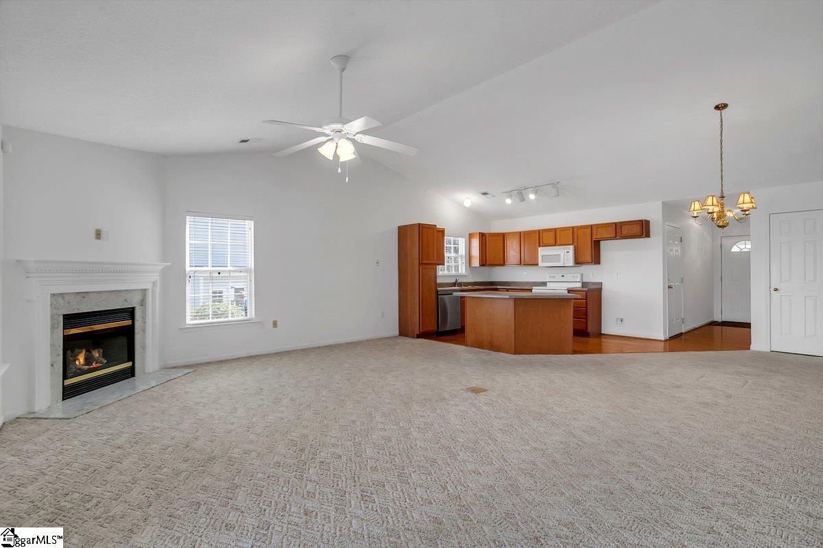 Taylors, South Carolina 29687, United States, 3 Bedrooms Bedrooms, ,2 BathroomsBathrooms,Residential,Pending,77885