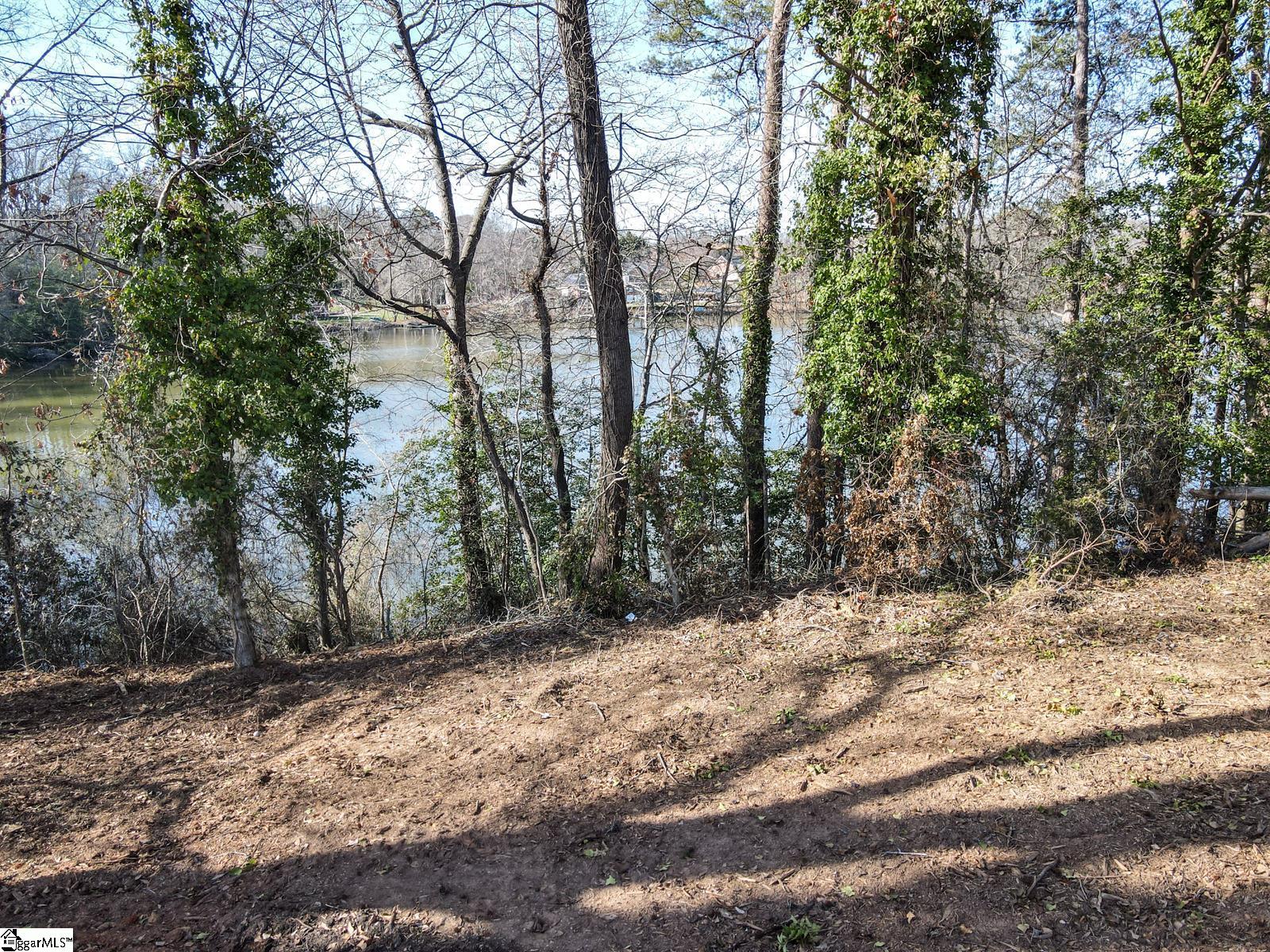 436/438 Berry Shoals Road