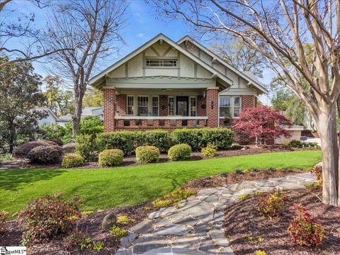 Photo of 19 Club Drive, Greenville, SC 29605 (MLS # 1586629)