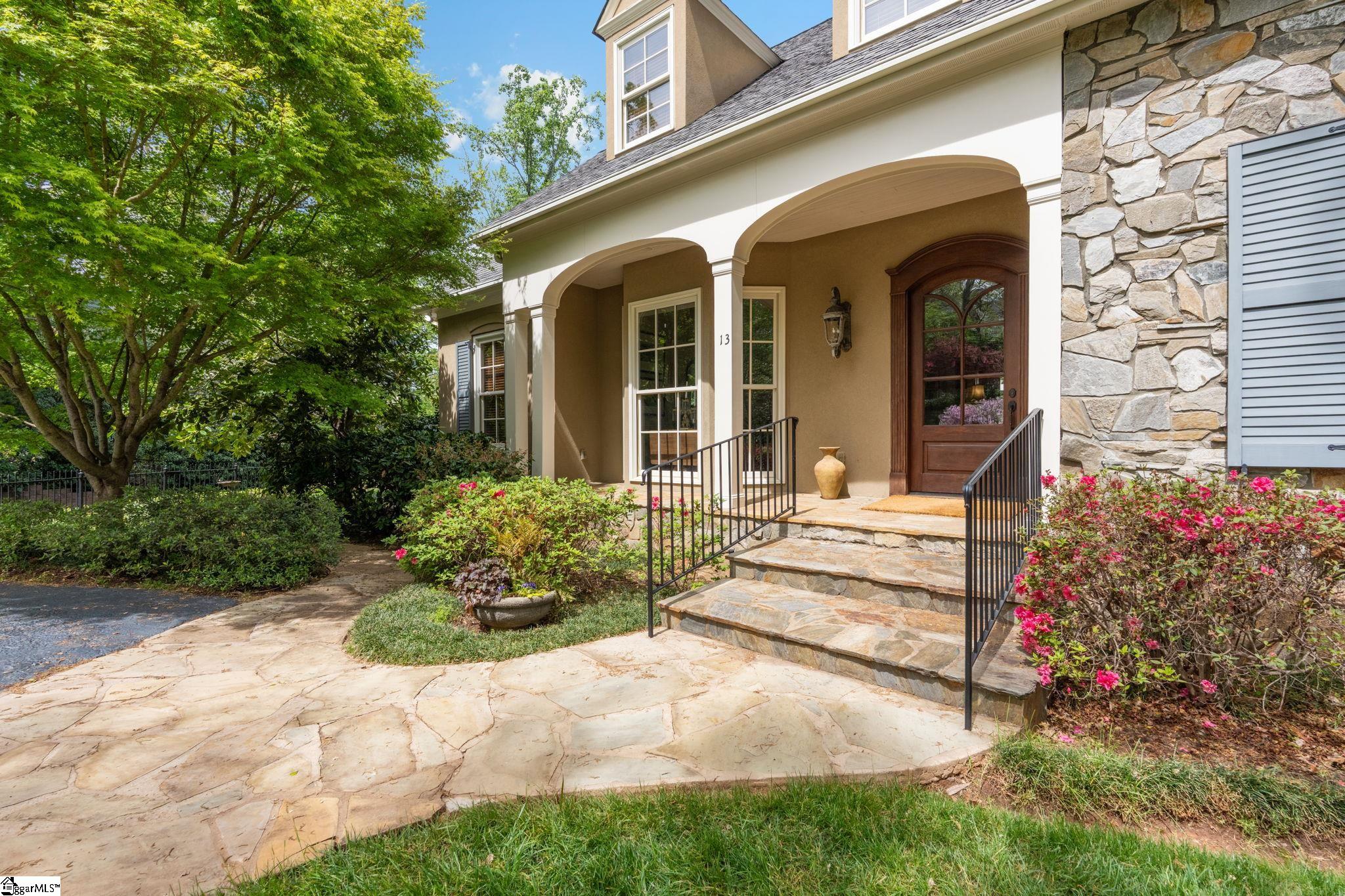 13 Country Club Drive