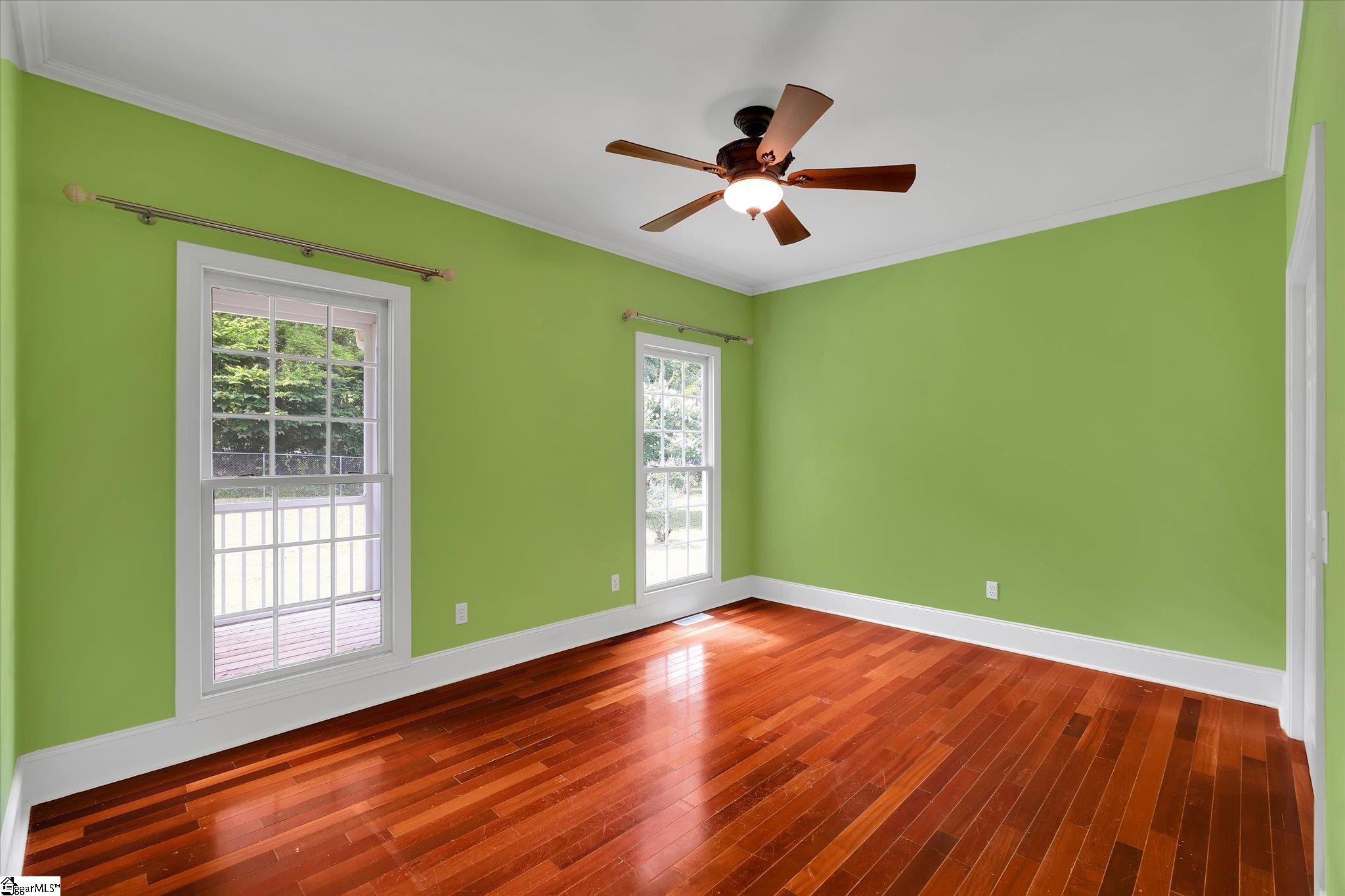 Clinton, South Carolina 29325, United States, 4 Bedrooms Bedrooms, ,4 BathroomsBathrooms,Residential,Contingent,151526