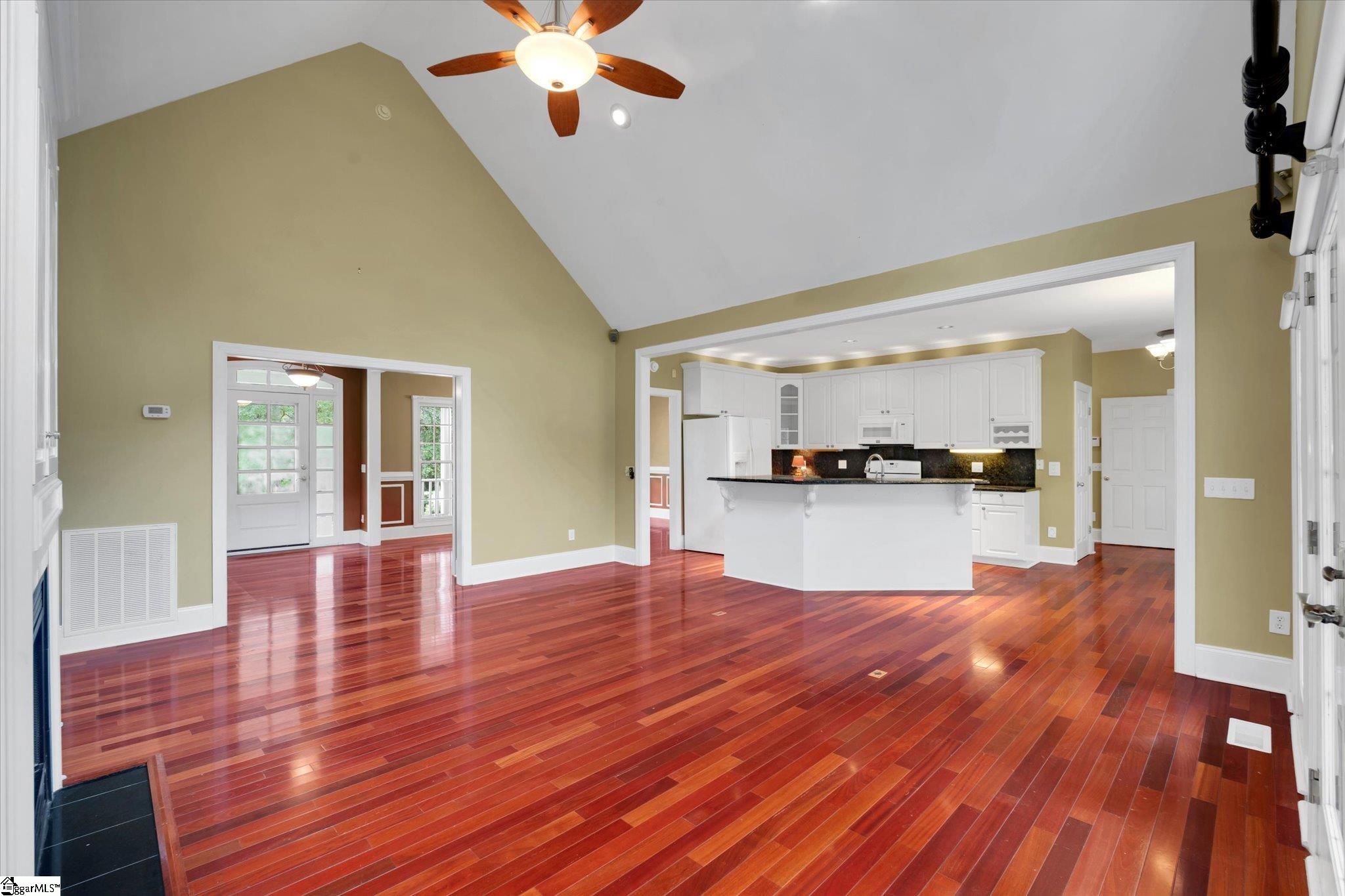 Clinton, South Carolina 29325, United States, 4 Bedrooms Bedrooms, ,4 BathroomsBathrooms,Residential,Contingent,151526