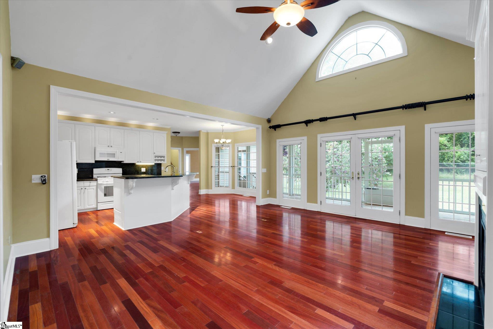 Clinton, South Carolina 29325, United States, 4 Bedrooms Bedrooms, ,4 BathroomsBathrooms,Residential,Contingent,151526