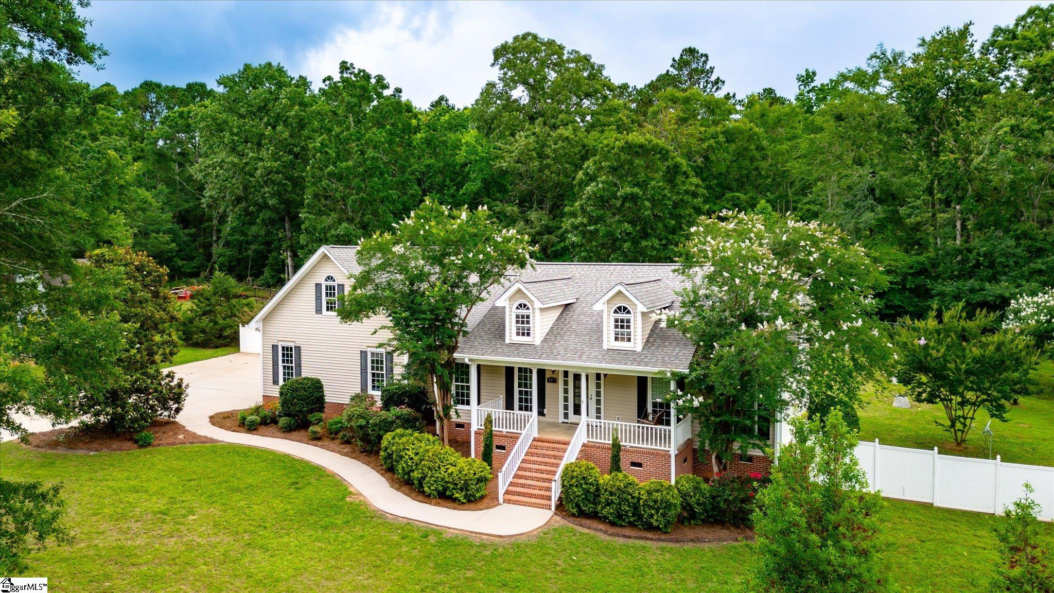 Clinton, South Carolina 29325, United States, 4 Bedrooms Bedrooms, ,4 BathroomsBathrooms,Residential,Contingent,151526