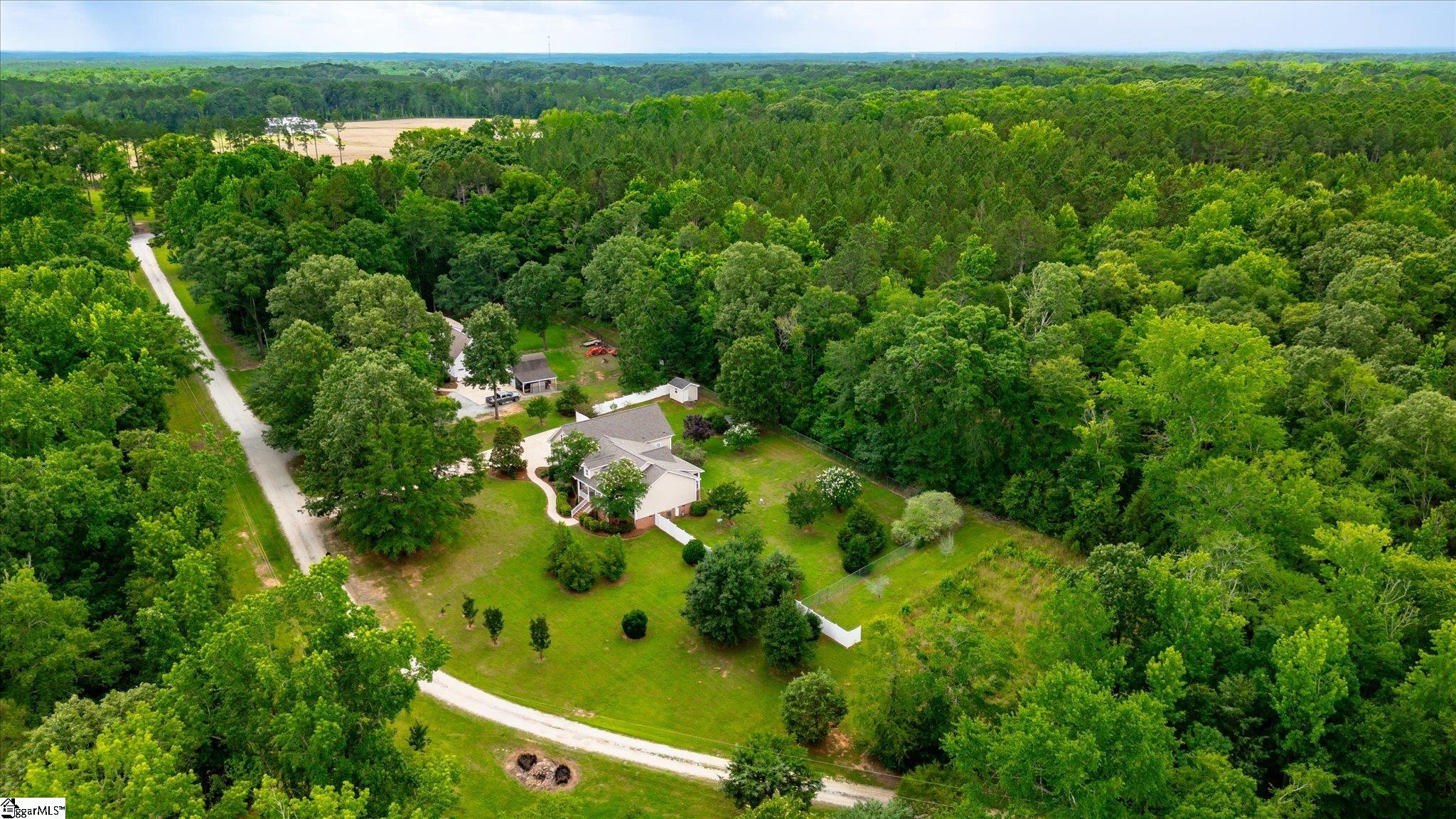 Clinton, South Carolina 29325, United States, 4 Bedrooms Bedrooms, ,4 BathroomsBathrooms,Residential,Contingent,151526