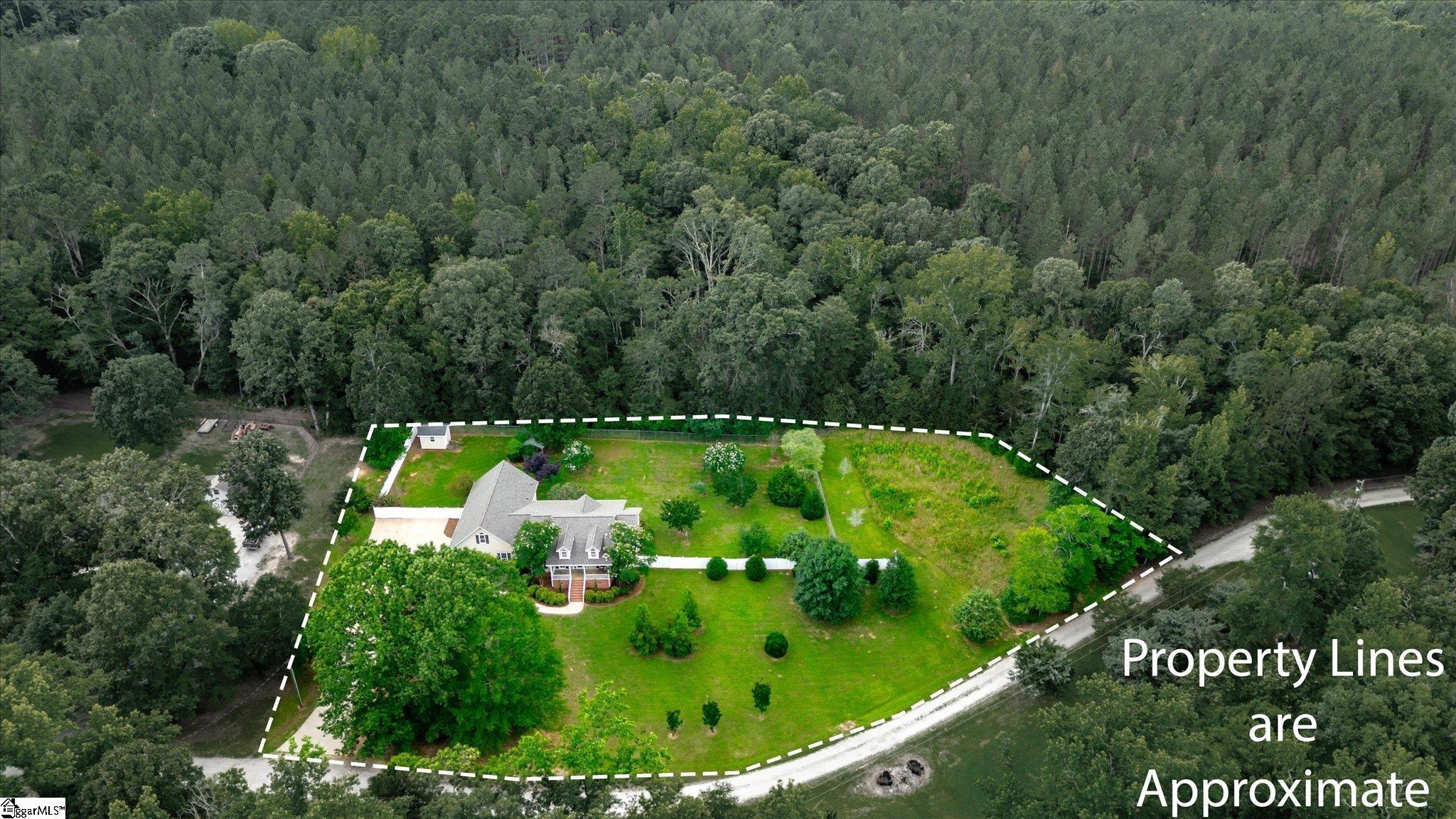 Clinton, South Carolina 29325, United States, 4 Bedrooms Bedrooms, ,4 BathroomsBathrooms,Residential,Contingent,151526