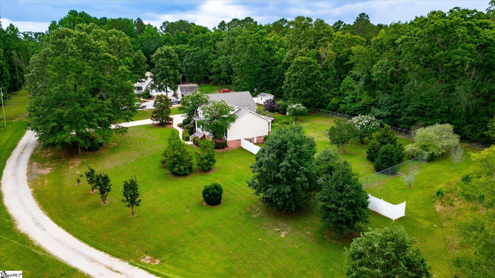 Clinton, South Carolina 29325, United States, 4 Bedrooms Bedrooms, ,4 BathroomsBathrooms,Residential,Contingent,151526