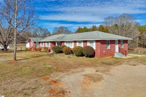 Photo of 6400 Abbeville Highway, Anderson, SC 29624 (MLS # 1583716)