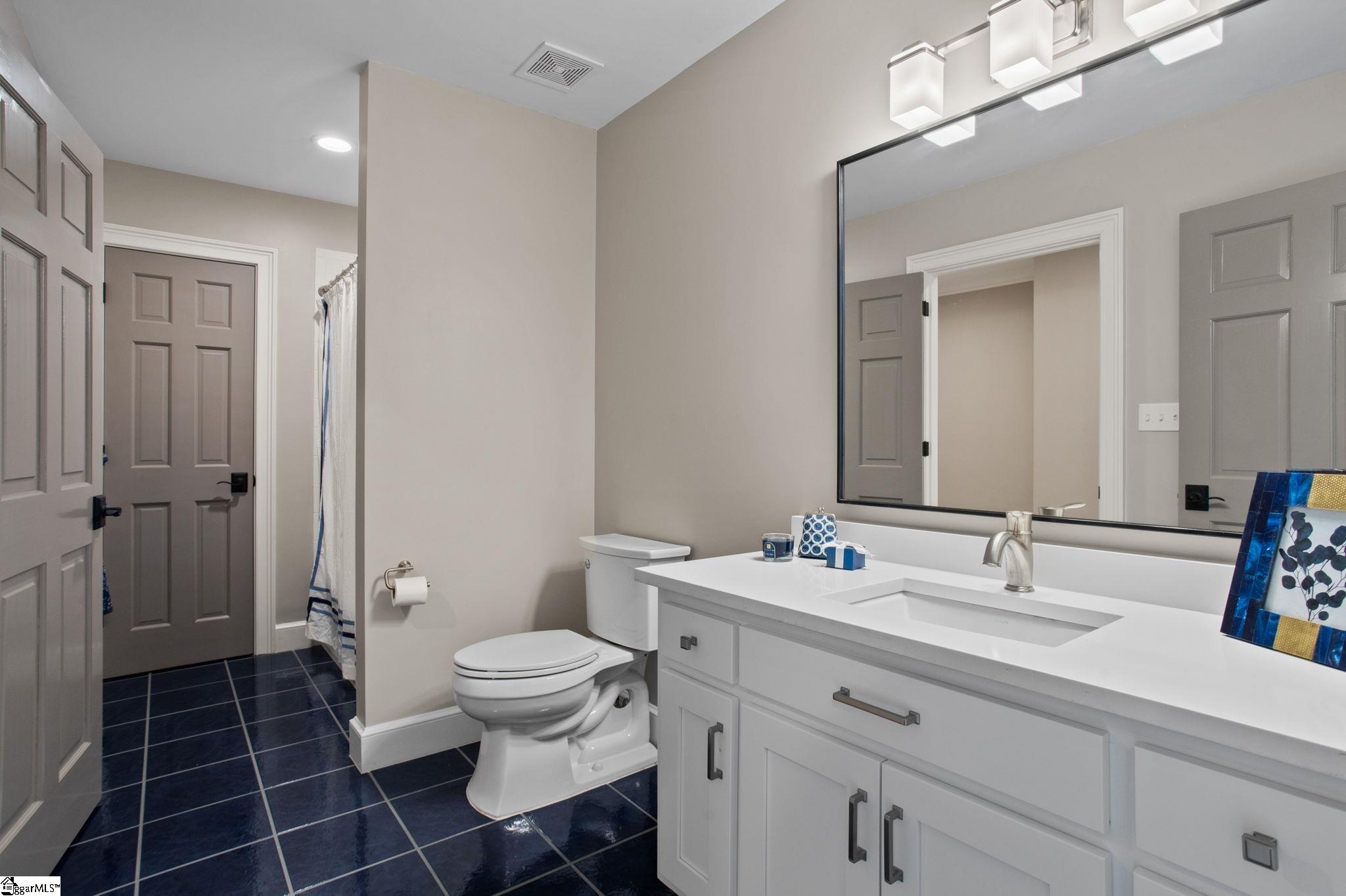 Landrum, South Carolina 29356, United States, 4 Bedrooms Bedrooms, ,4 BathroomsBathrooms,Residential,Active,124644