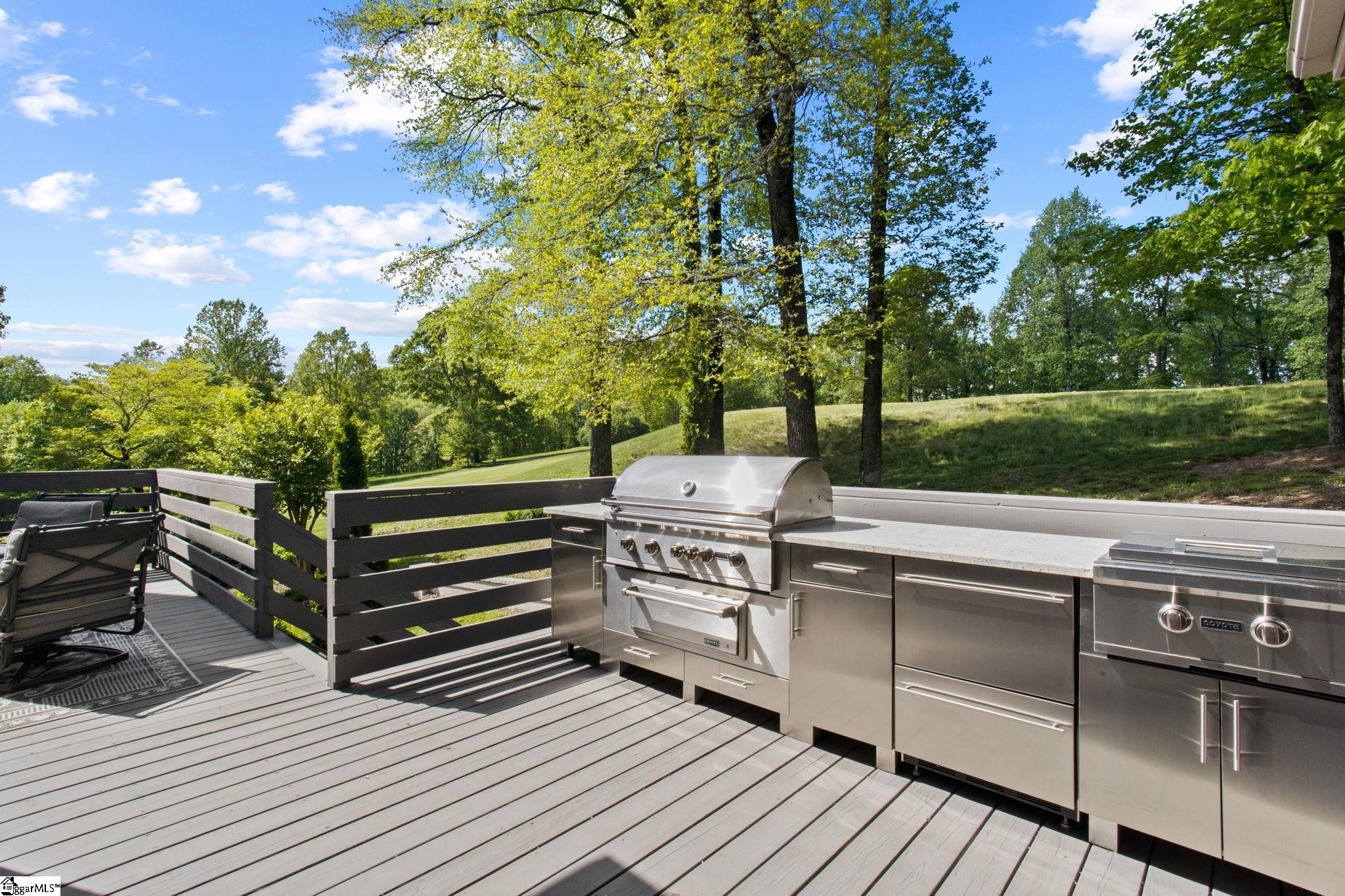 Landrum, South Carolina 29356, United States, 4 Bedrooms Bedrooms, ,4 BathroomsBathrooms,Residential,Active,124644