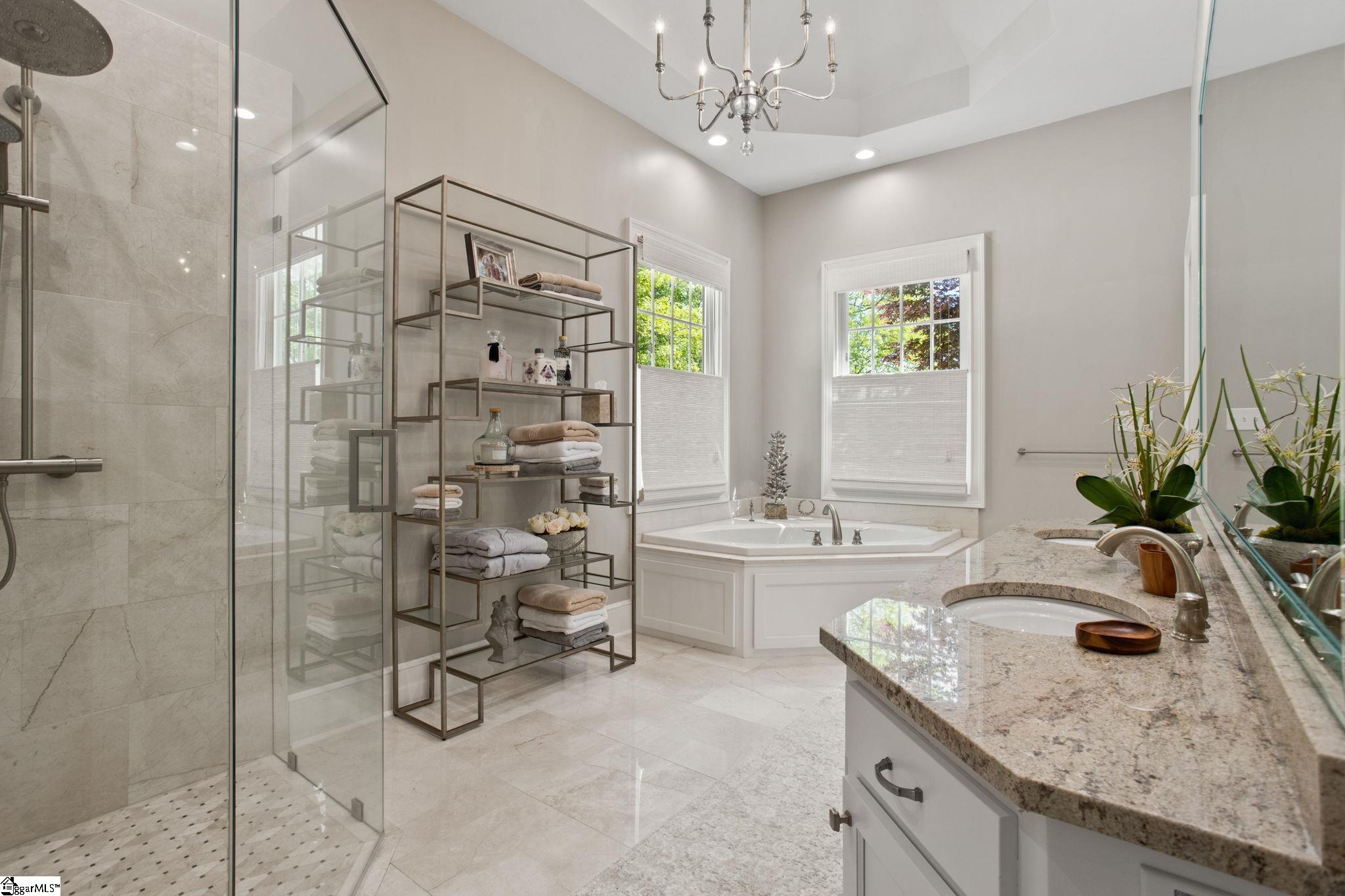 Landrum, South Carolina 29356, United States, 4 Bedrooms Bedrooms, ,4 BathroomsBathrooms,Residential,Active,124644