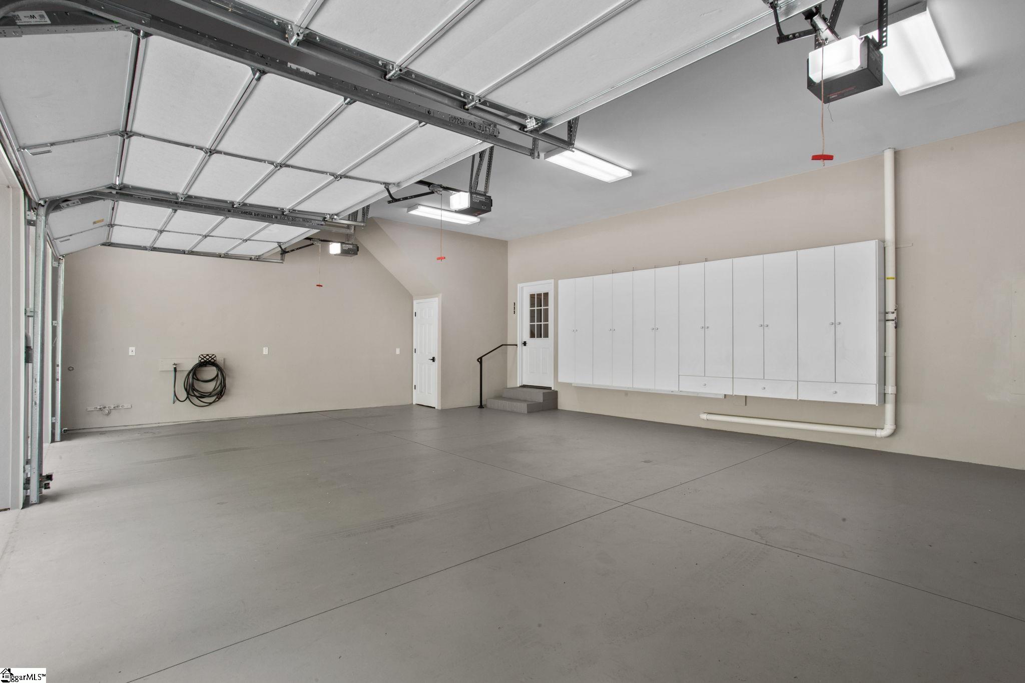 Landrum, South Carolina 29356, United States, 4 Bedrooms Bedrooms, ,4 BathroomsBathrooms,Residential,Active,124644