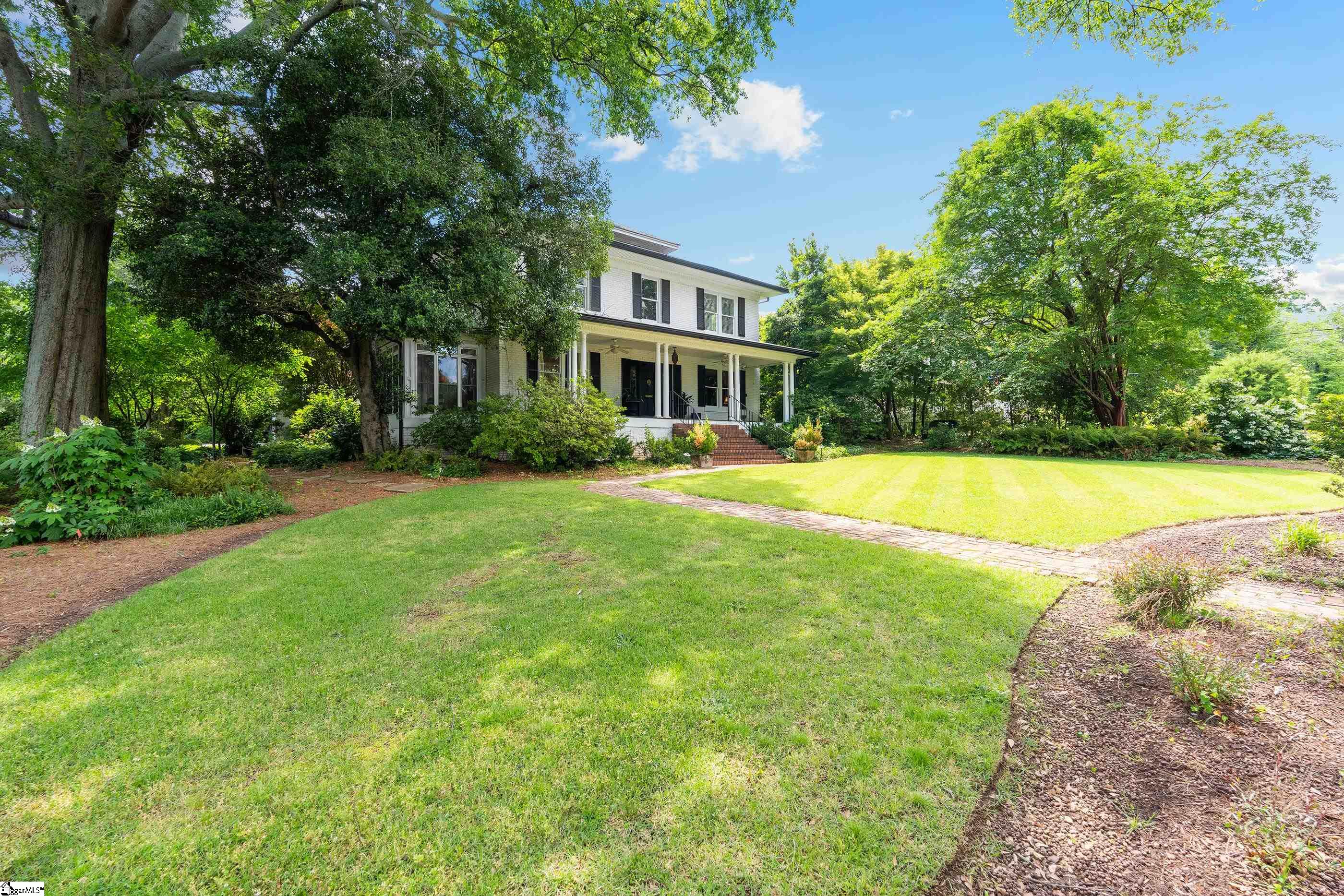 303 Mcdaniel Avenue