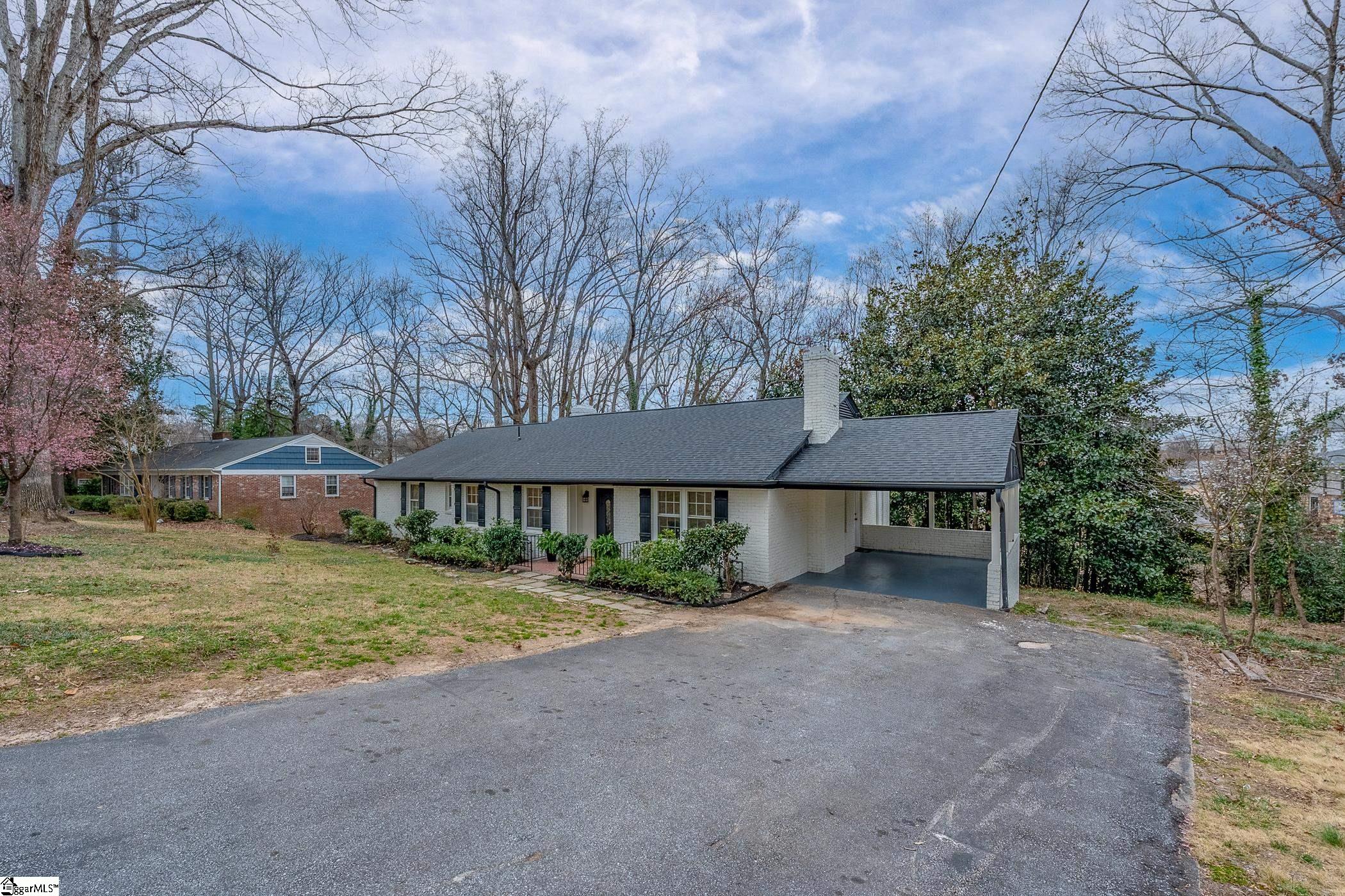 11 Indian Springs Drive
