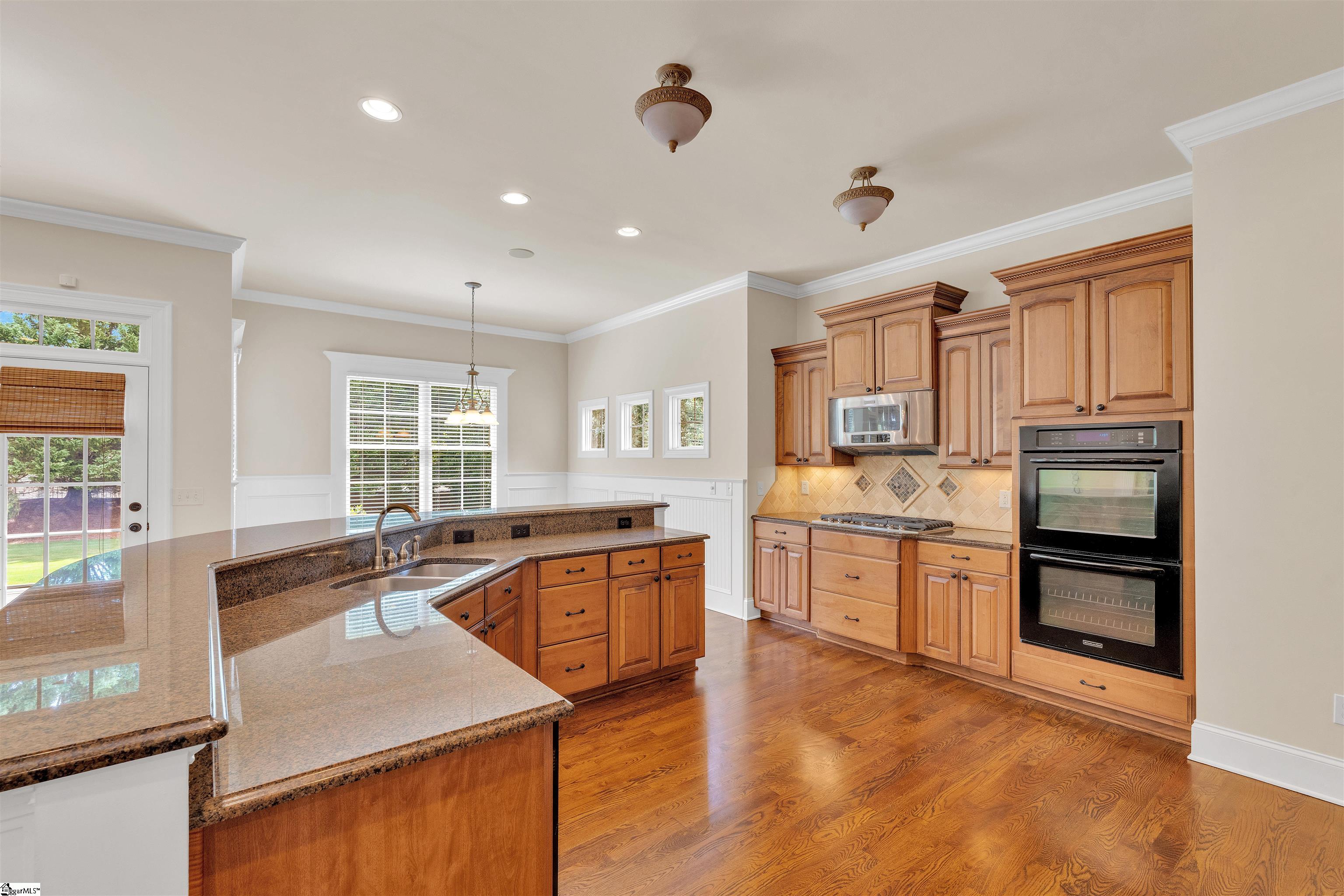 Simpsonville, South Carolina 29681, United States, 5 Bedrooms Bedrooms, ,4 BathroomsBathrooms,Residential,Active,174036