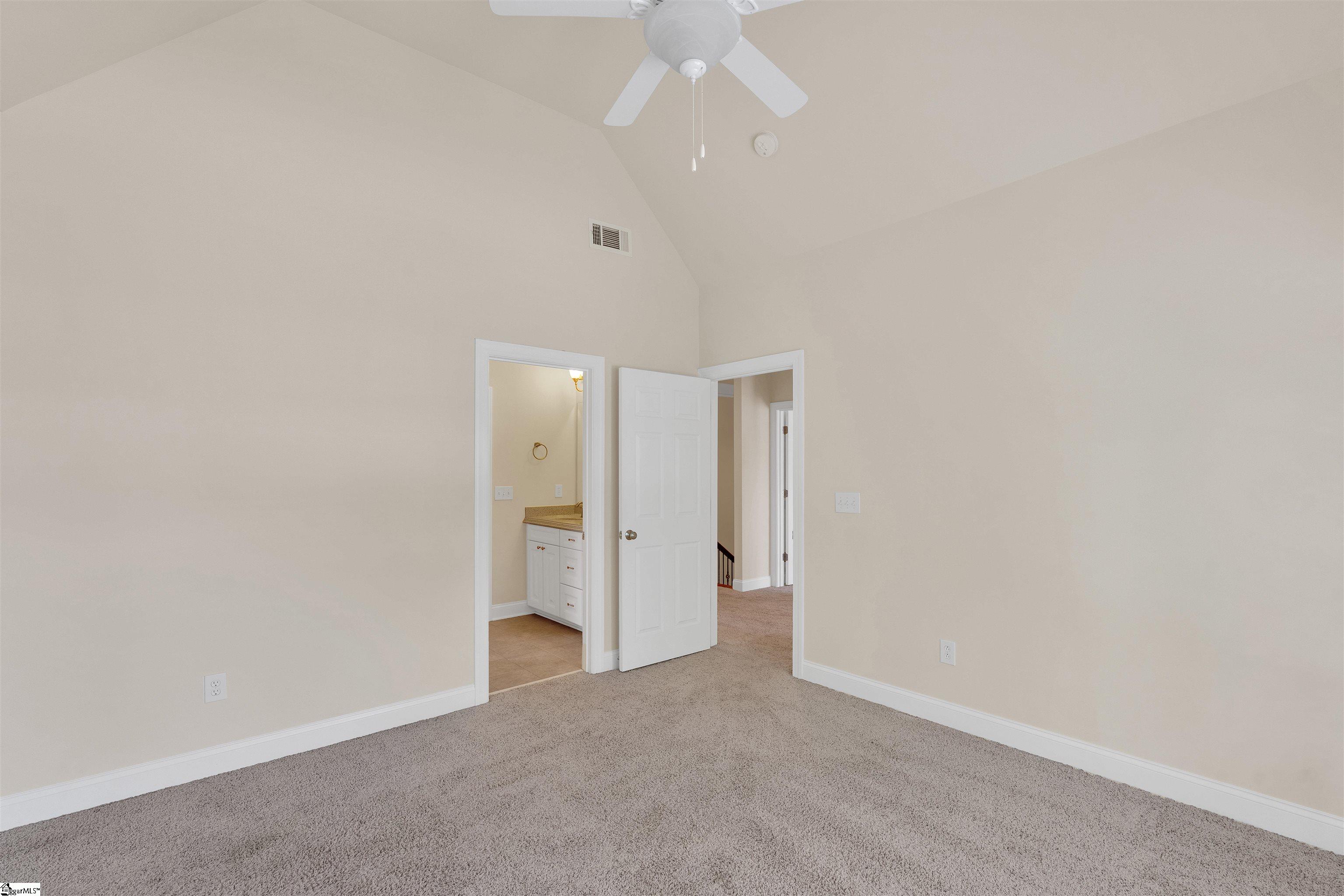 Simpsonville, South Carolina 29681, United States, 5 Bedrooms Bedrooms, ,4 BathroomsBathrooms,Residential,Active,174036