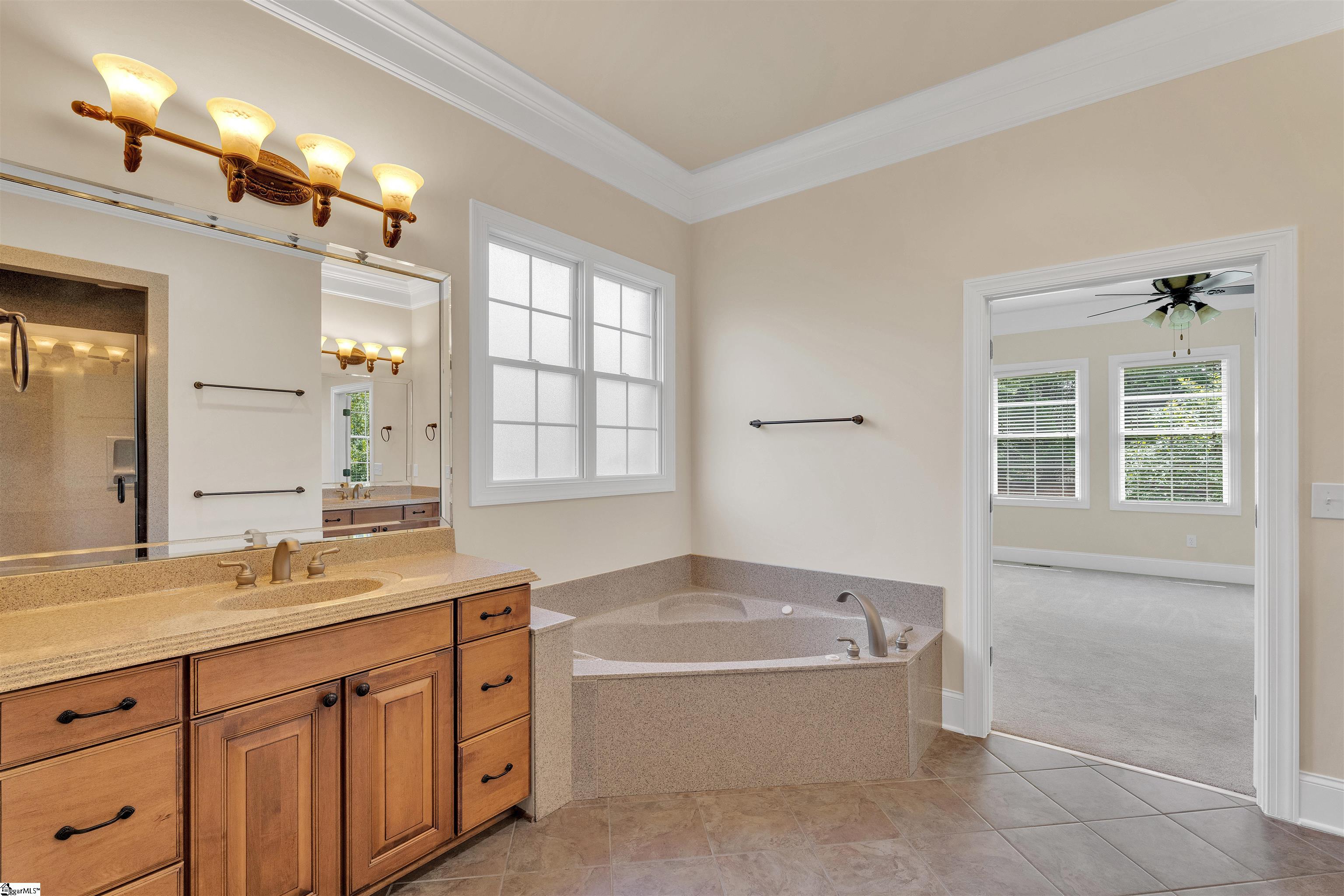 Simpsonville, South Carolina 29681, United States, 5 Bedrooms Bedrooms, ,4 BathroomsBathrooms,Residential,Active,174036