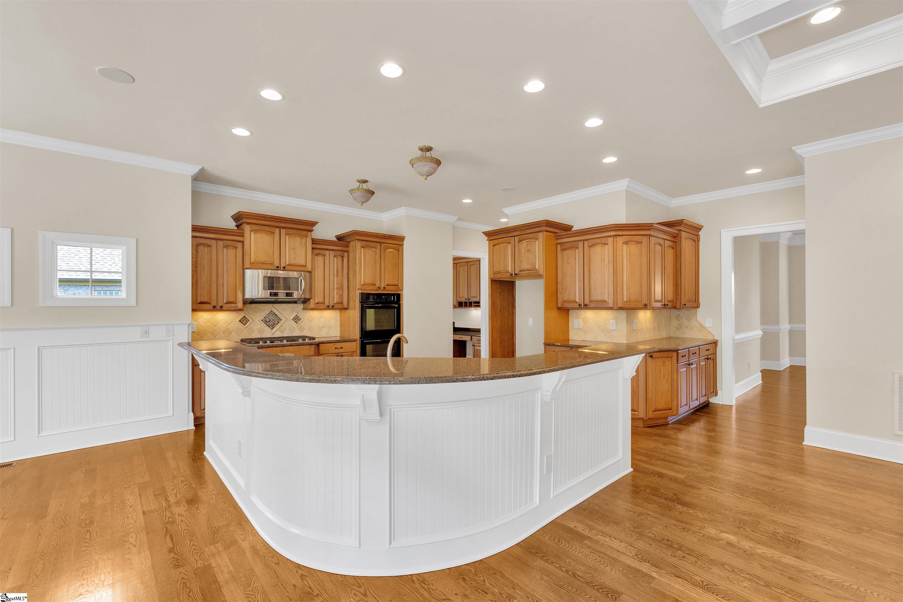 Simpsonville, South Carolina 29681, United States, 5 Bedrooms Bedrooms, ,4 BathroomsBathrooms,Residential,Active,174036