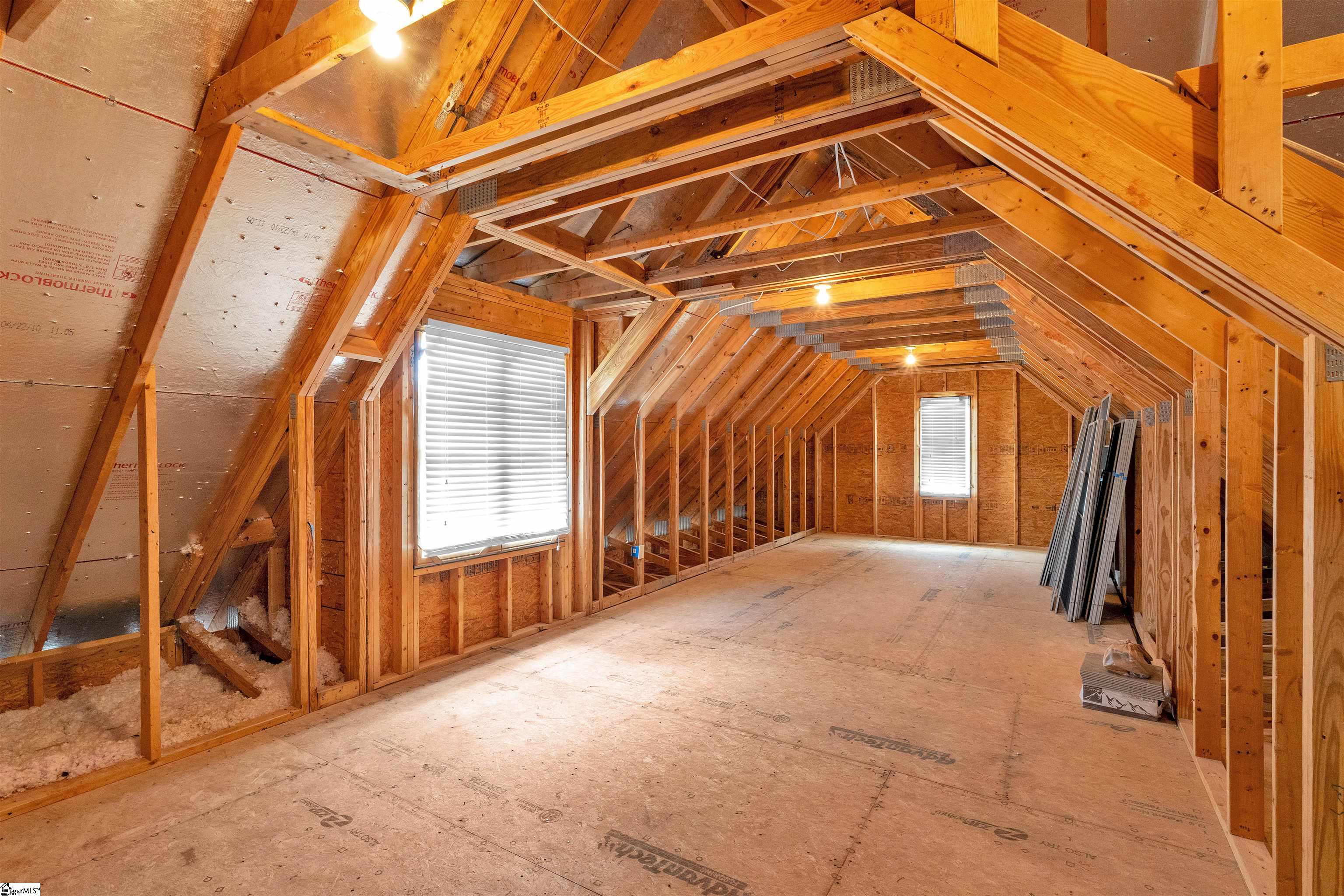 Simpsonville, South Carolina 29681, United States, 5 Bedrooms Bedrooms, ,4 BathroomsBathrooms,Residential,Active,174036