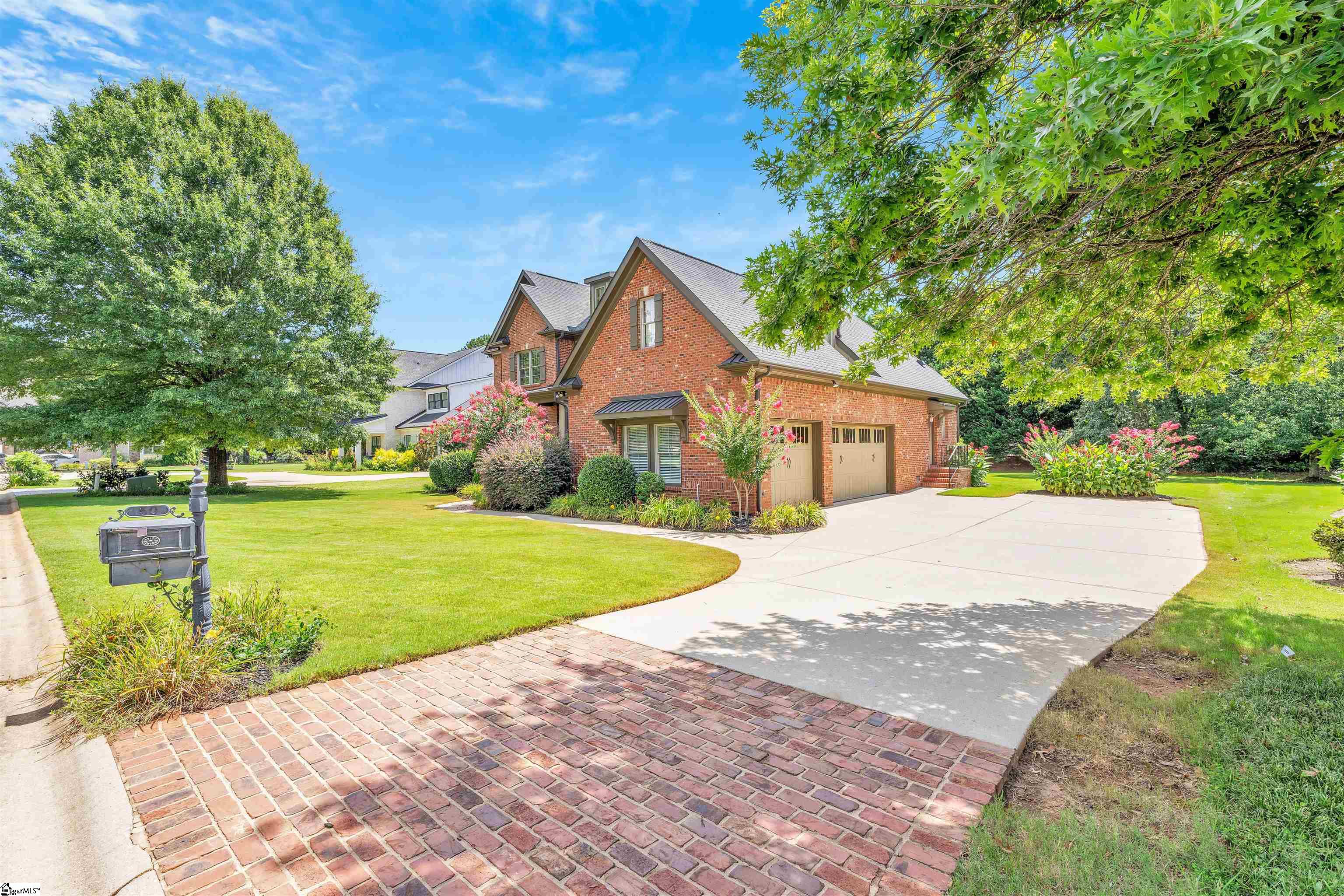 Simpsonville, South Carolina 29681, United States, 5 Bedrooms Bedrooms, ,4 BathroomsBathrooms,Residential,Active,174036