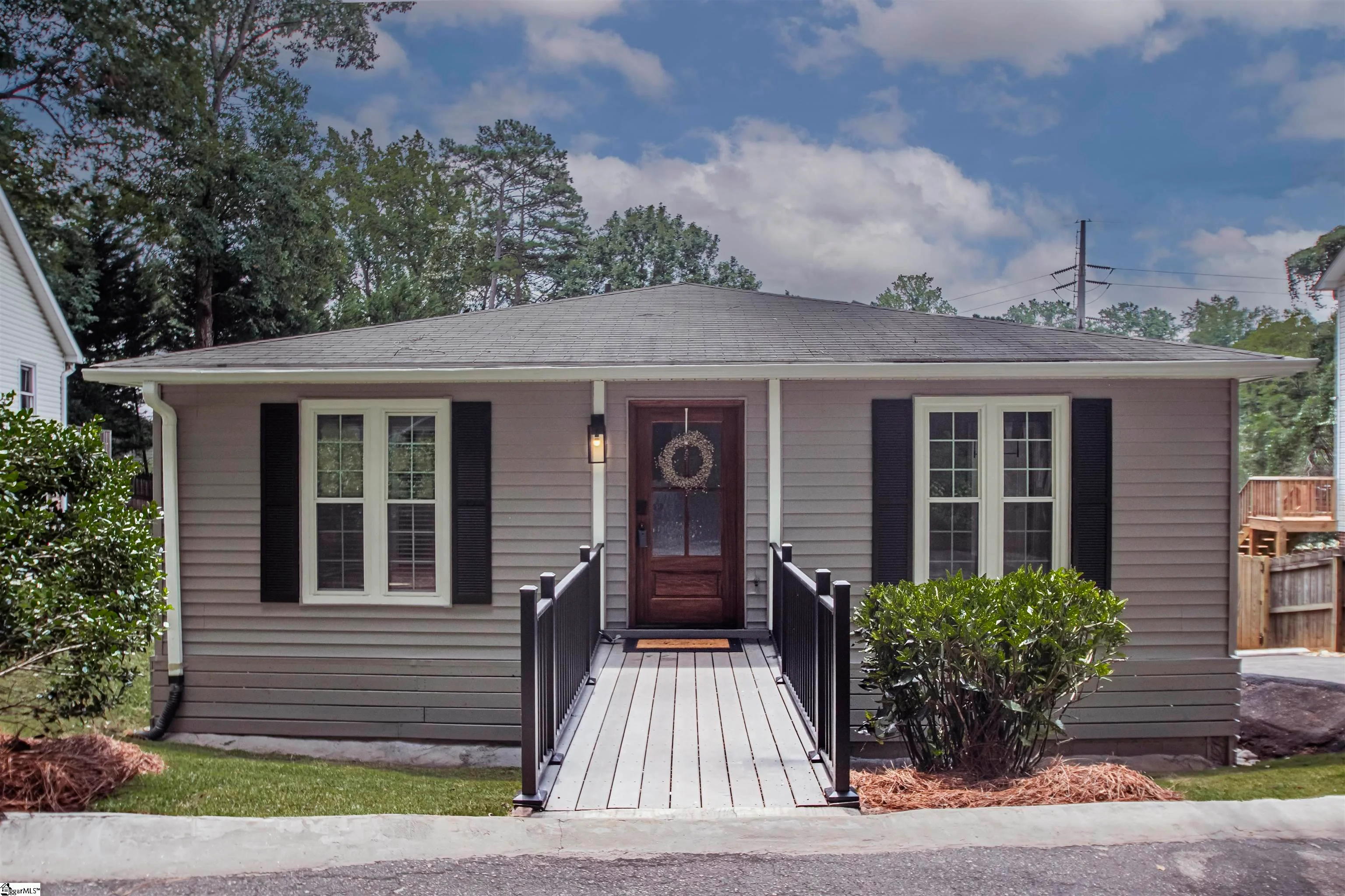 114 Brookview Circle