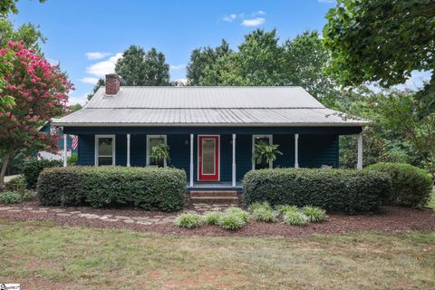 Photo of 195 Mccraw Trail, Chesnee, SC 29323 (MLS # 1596978)