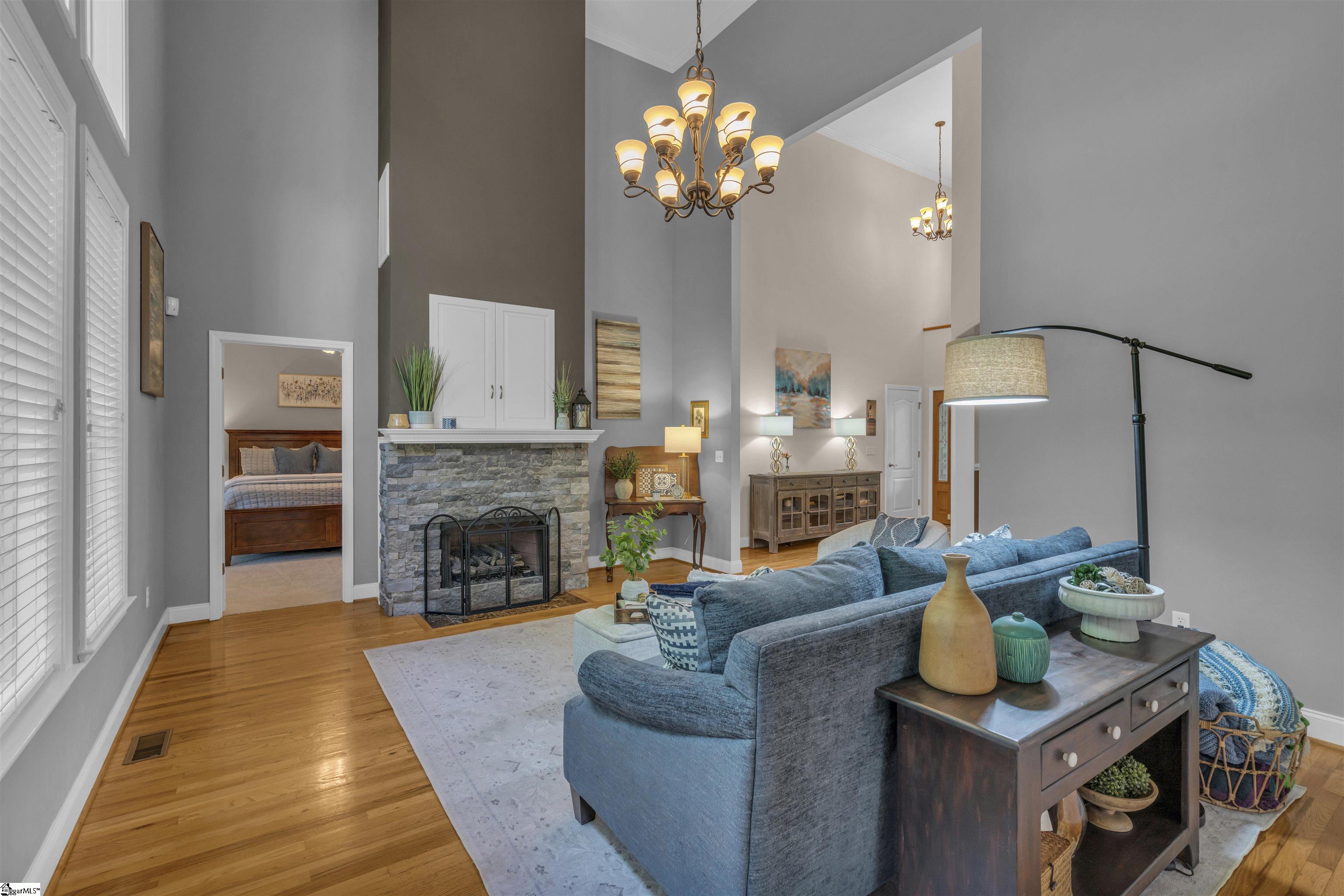 652 Mount Vernon Lane