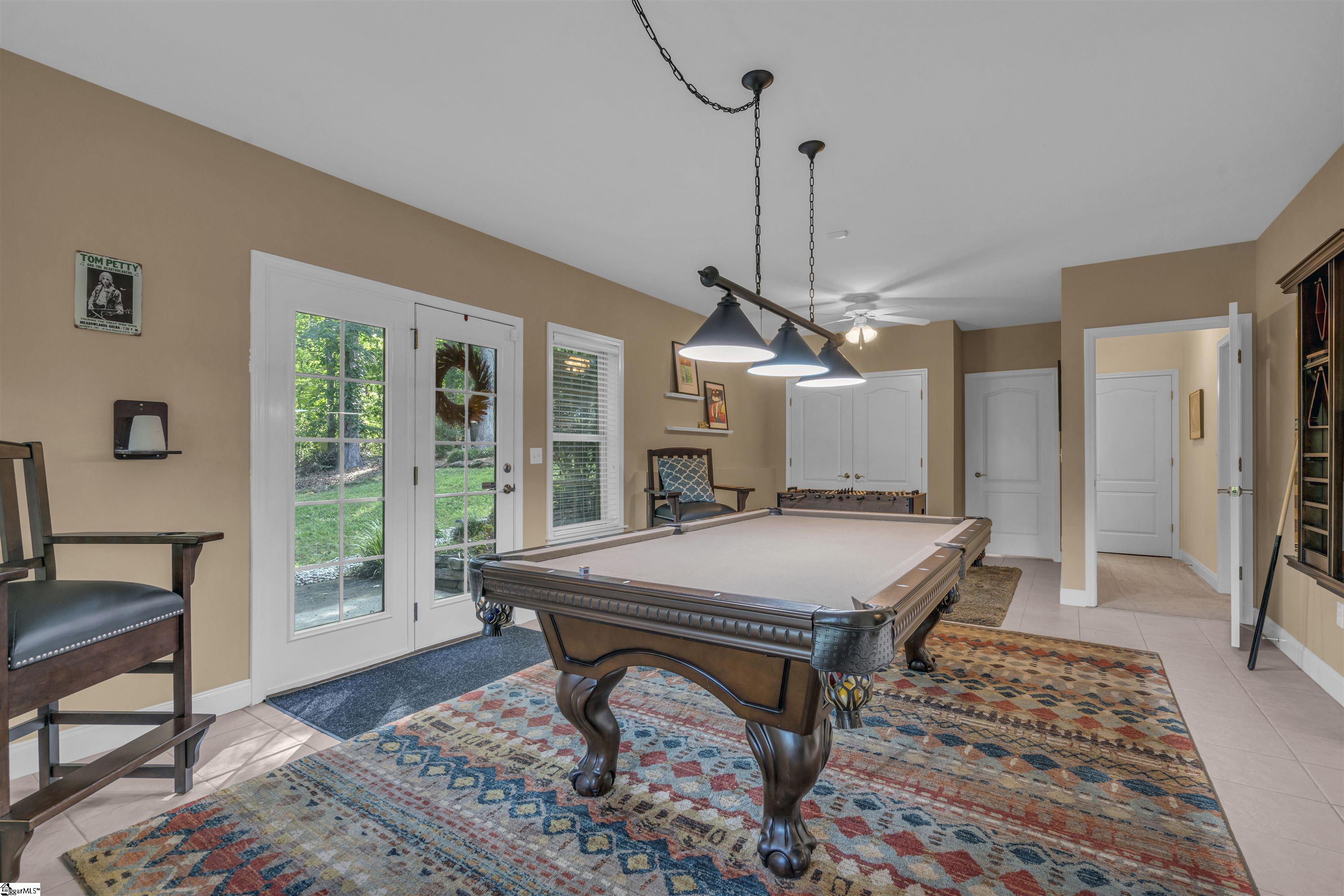 652 Mount Vernon Lane