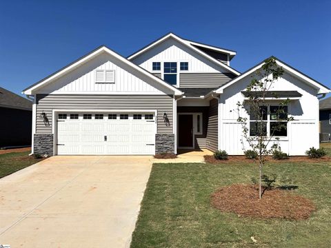 Photo of 302 Blaine Court, Greenville, SC 29607 (MLS # 1573546)
