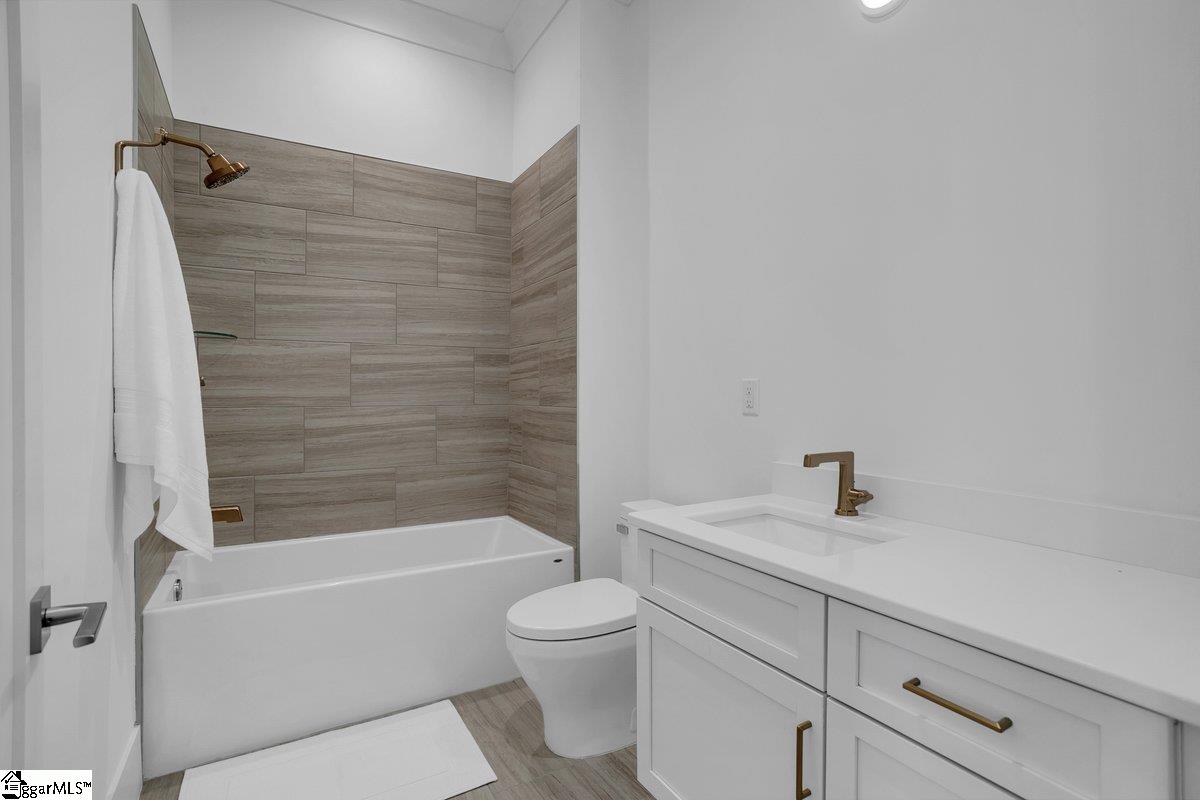 Greenville, South Carolina 29601, United States, 2 Bedrooms Bedrooms, ,2 BathroomsBathrooms,Residential,Active,75822