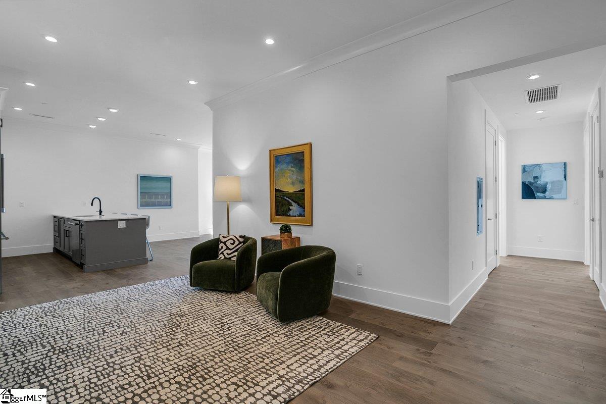 Greenville, South Carolina 29601, United States, 2 Bedrooms Bedrooms, ,2 BathroomsBathrooms,Residential,Active,75822