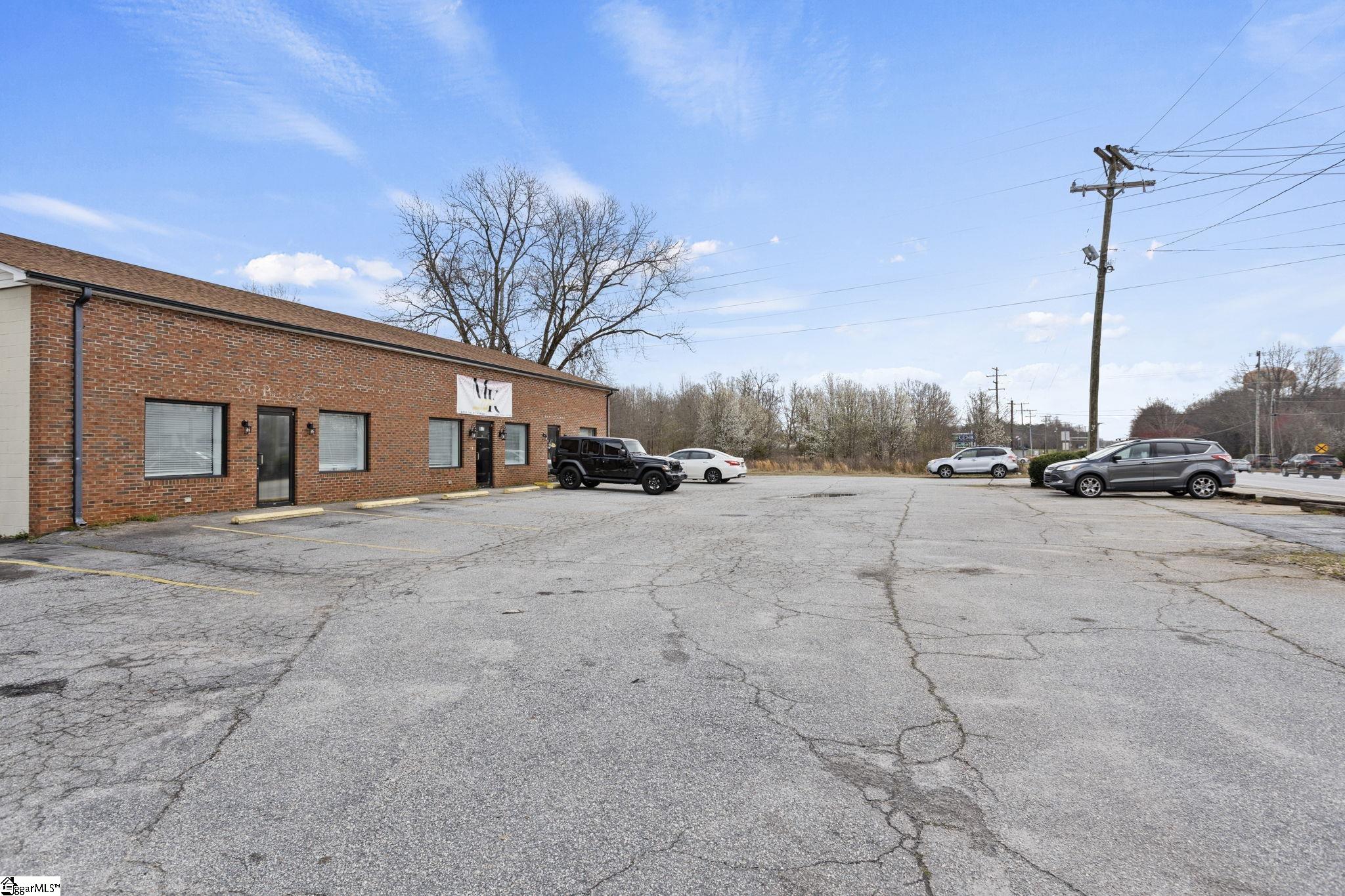827A SE Main Street
