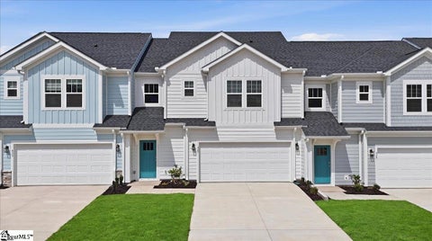 Photo of 427 Crestcreek Drive, Anderson, SC 29621 (MLS # 1603887)