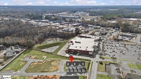 Tiny photo for 8 Redfield Place, Simpsonville, SC 29681 (MLS # 1584455)