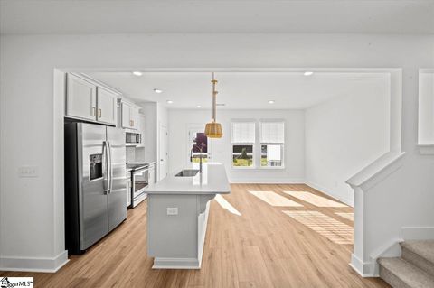 Tiny photo for 8 Redfield Place, Simpsonville, SC 29681 (MLS # 1584455)