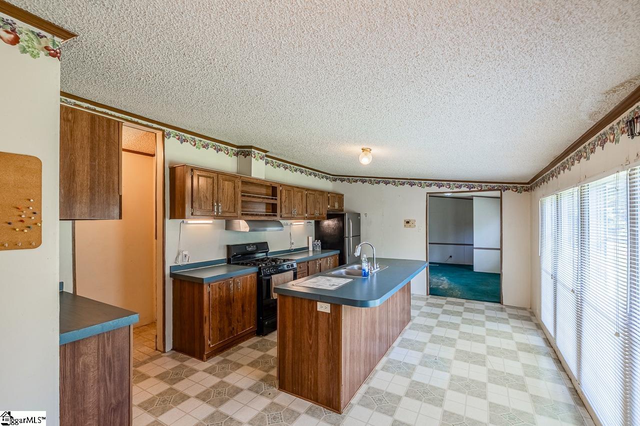 136 W Freedom Wood Drive