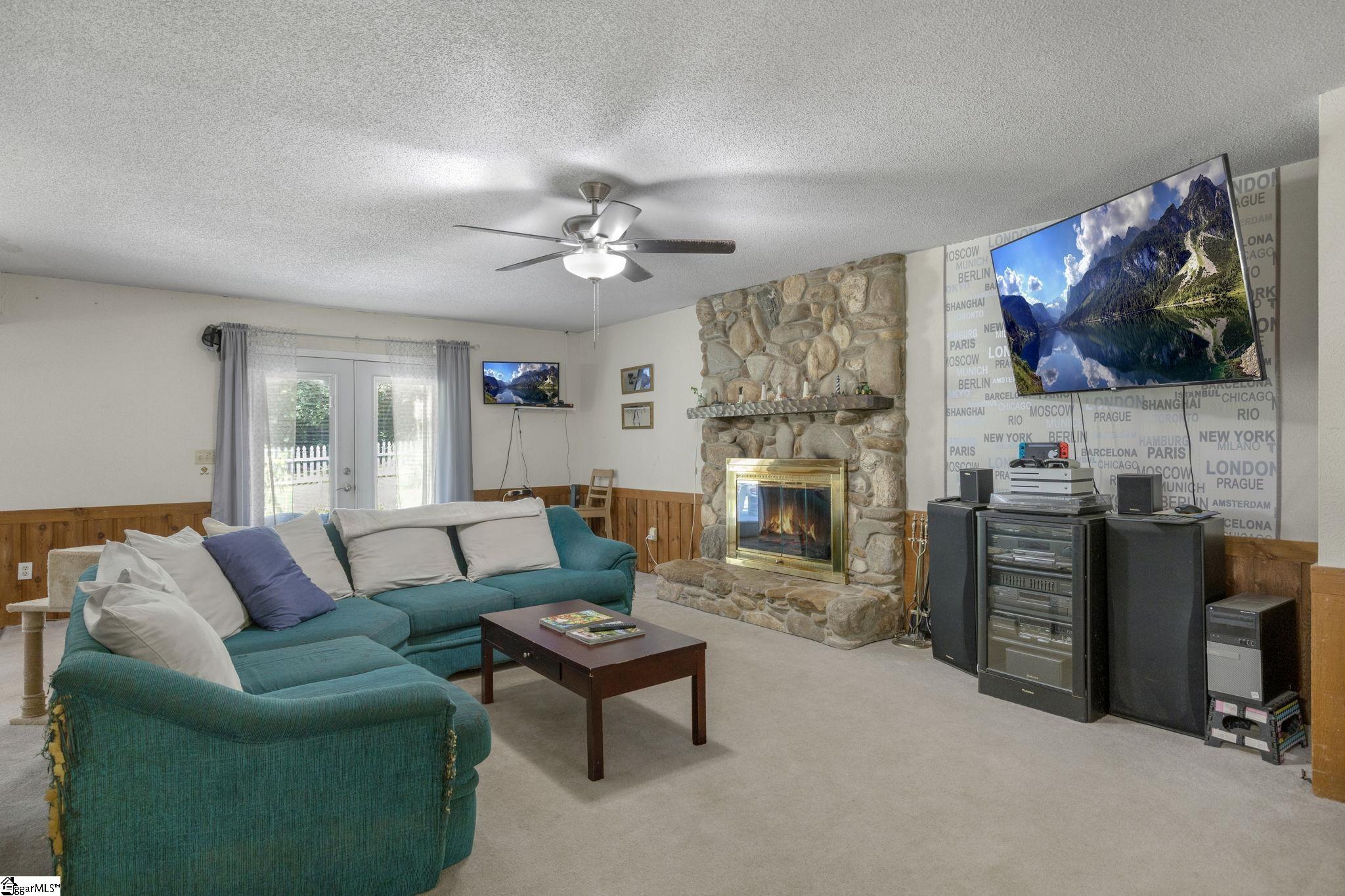 271 Issaqueena Drive