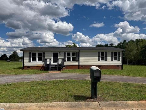 410 King Court Inman SC 29349