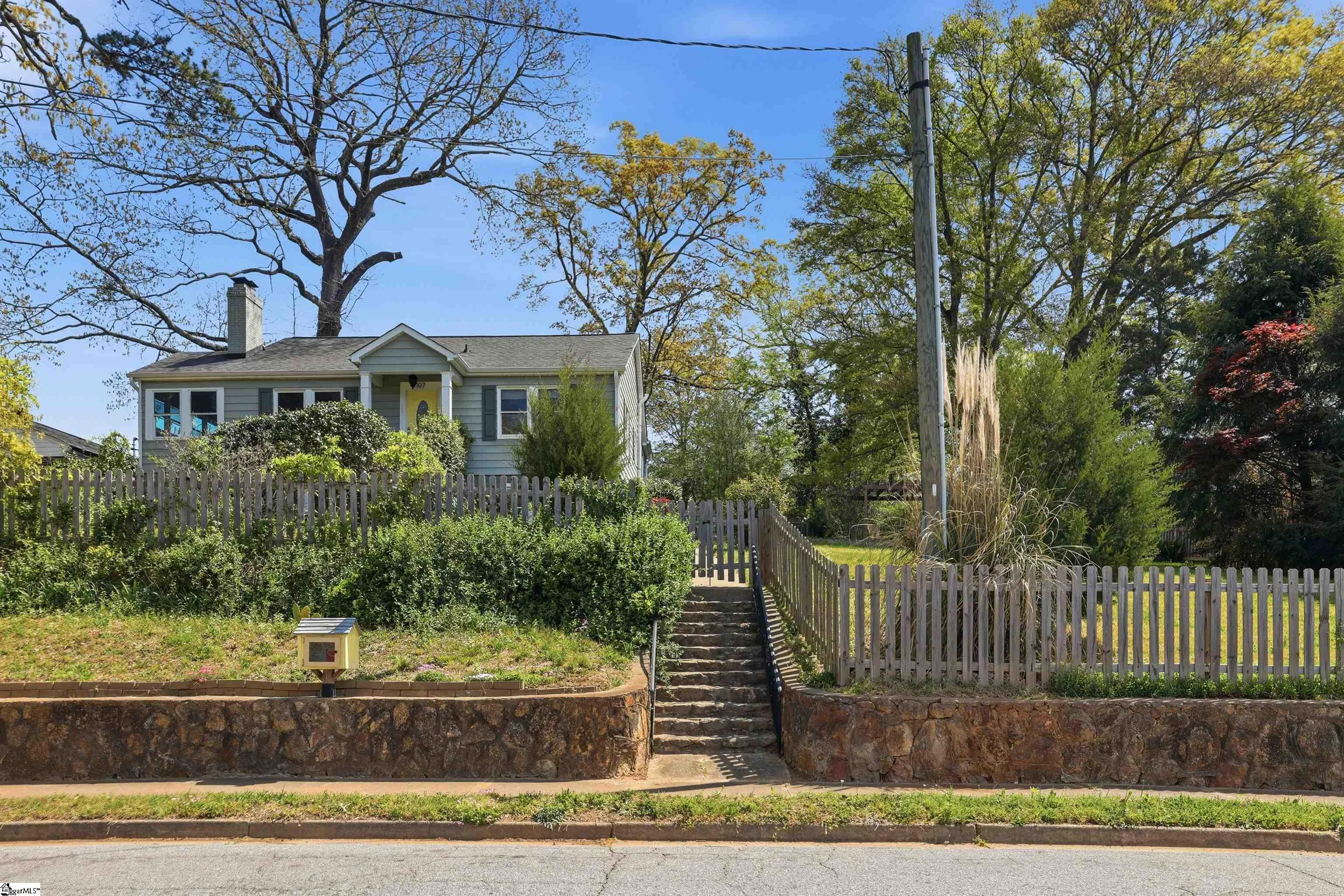 107 Haviland Avenue