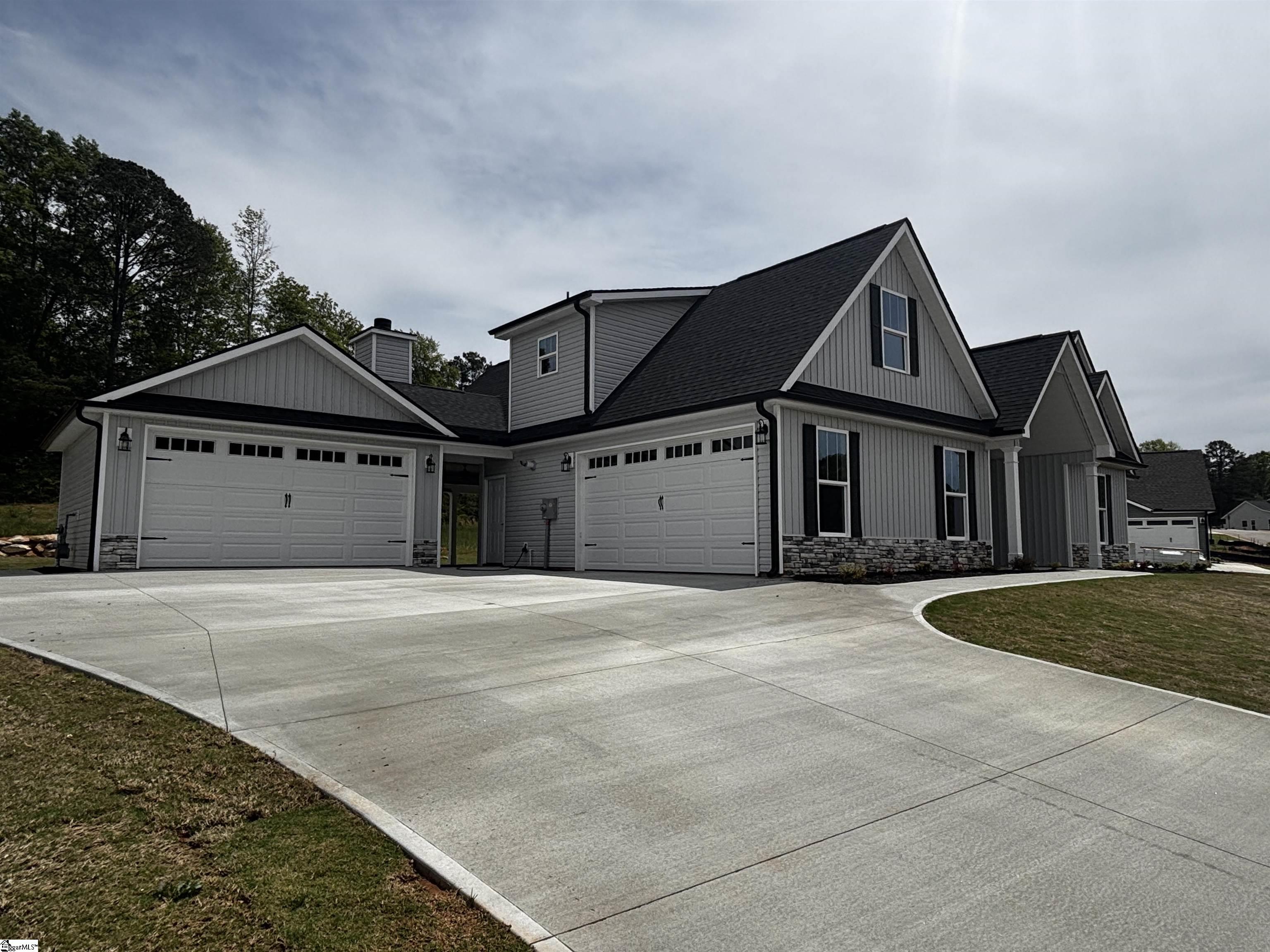 110 Hintons Farm Drive