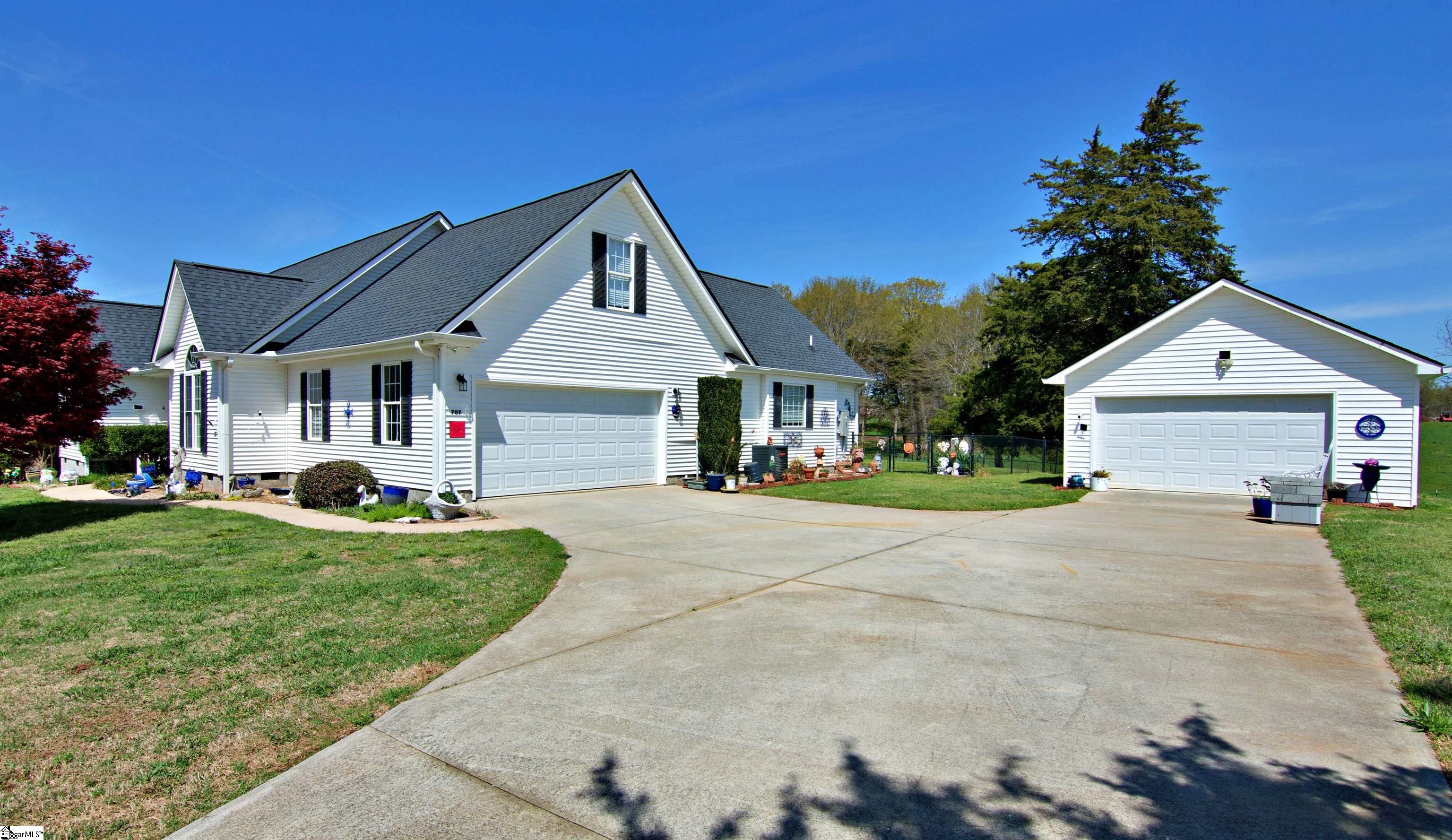 707 Tall Oak Trail