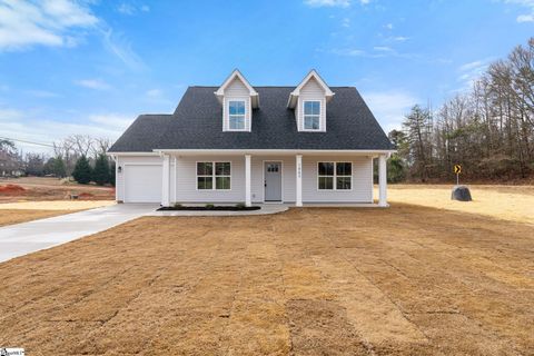 1863 Reid School Road Taylors SC 29687